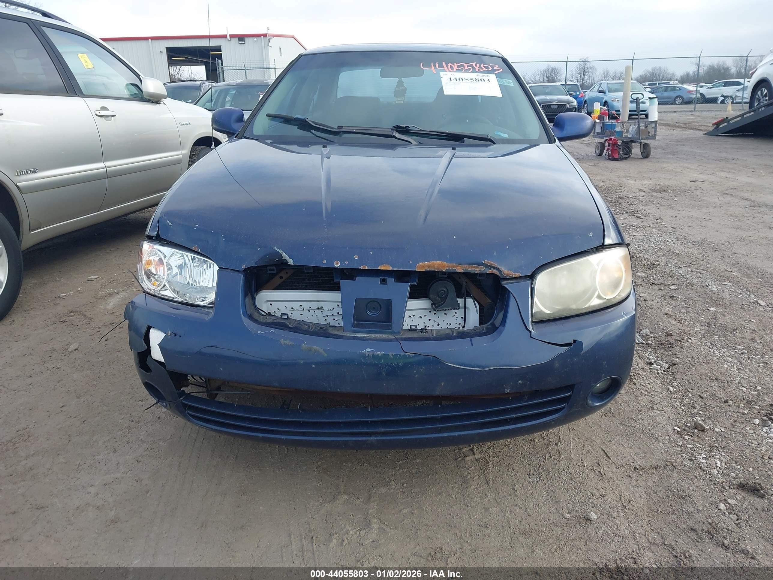 NISSAN SENTRA image 6