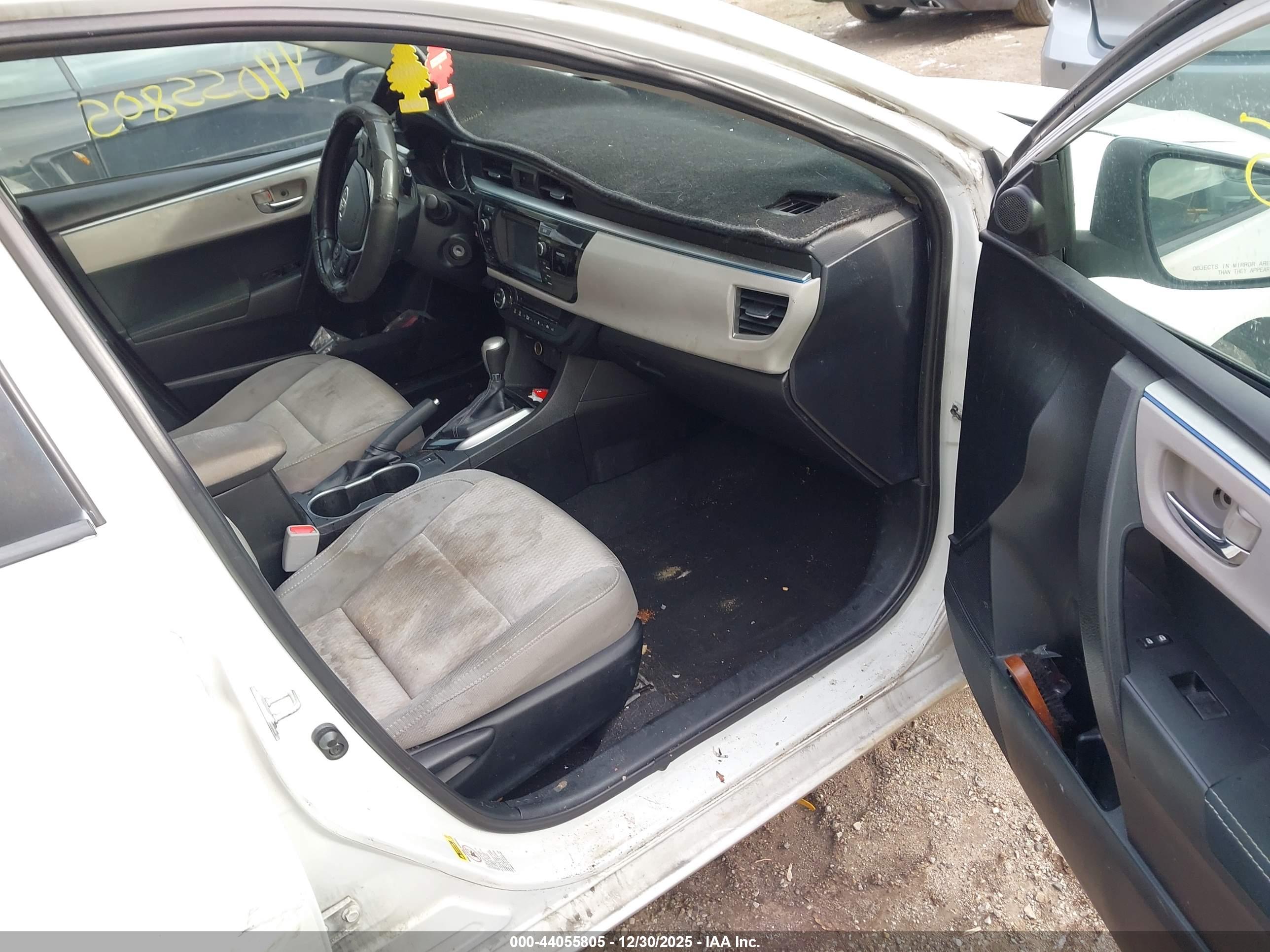 TOYOTA COROLLA image 5