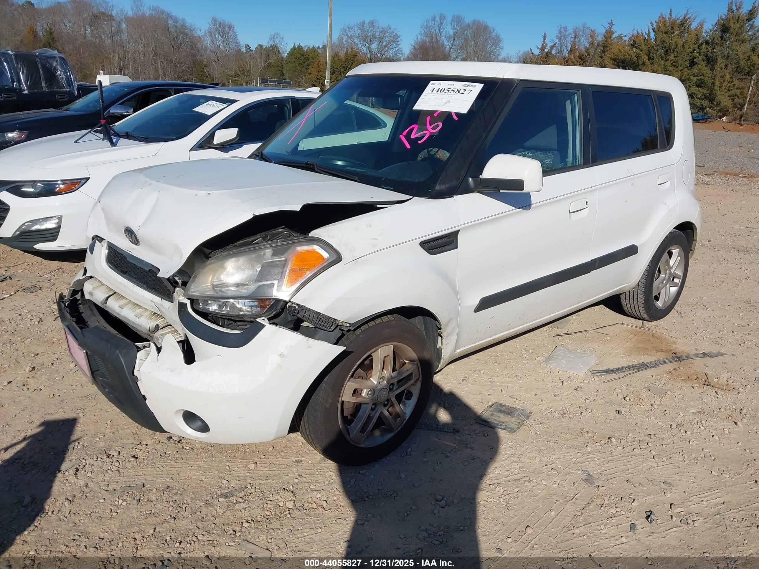 KIA SOUL image 2