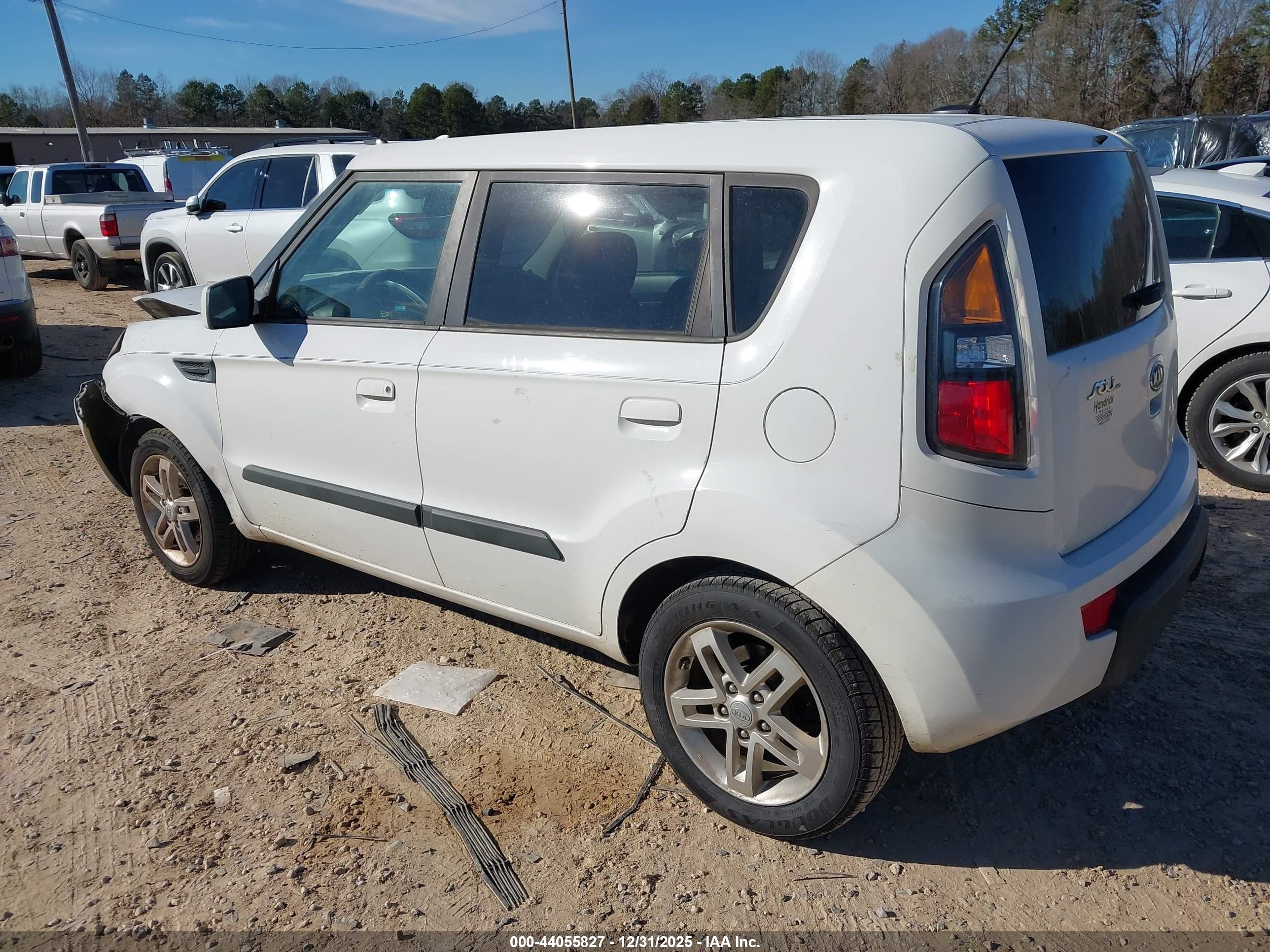 KIA SOUL image 3