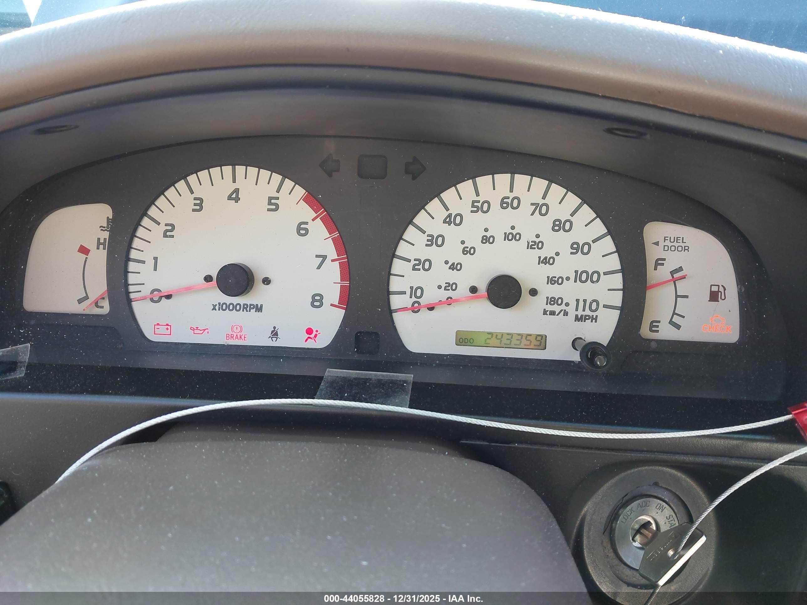 TOYOTA TACOMA image 7