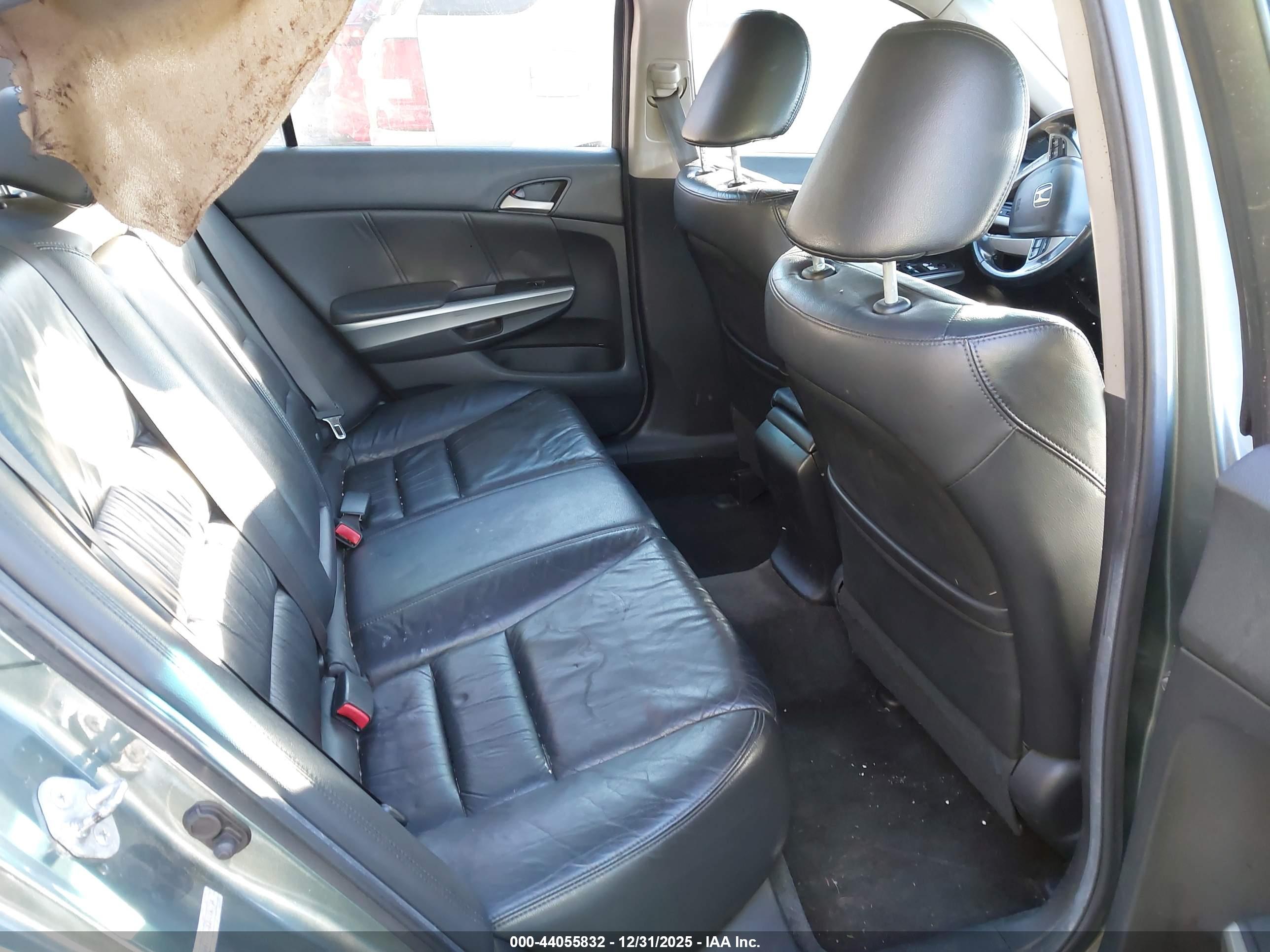 HONDA ACCORD image 8