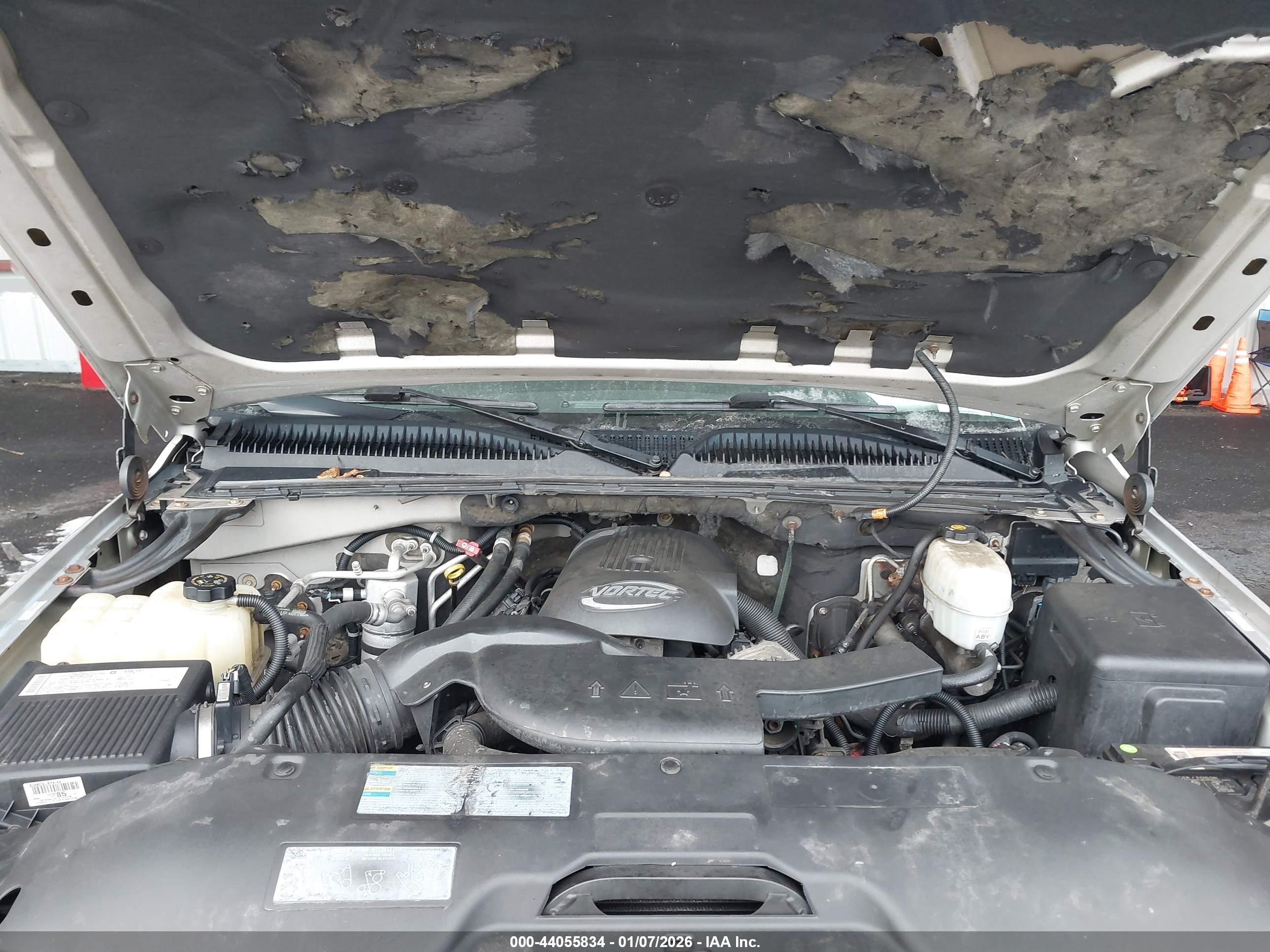 CHEVROLET TAHOE image 10