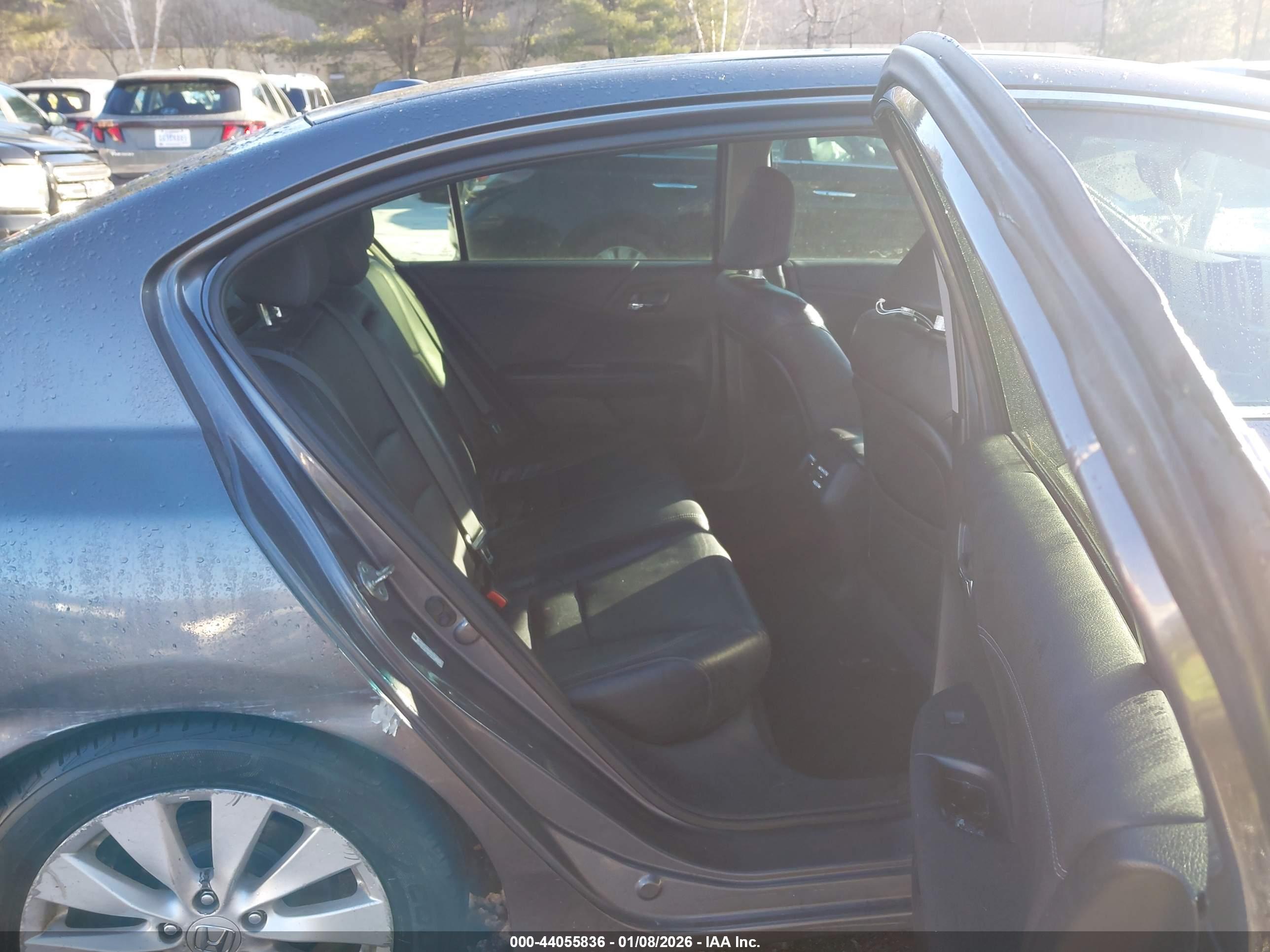 HONDA ACCORD image 8