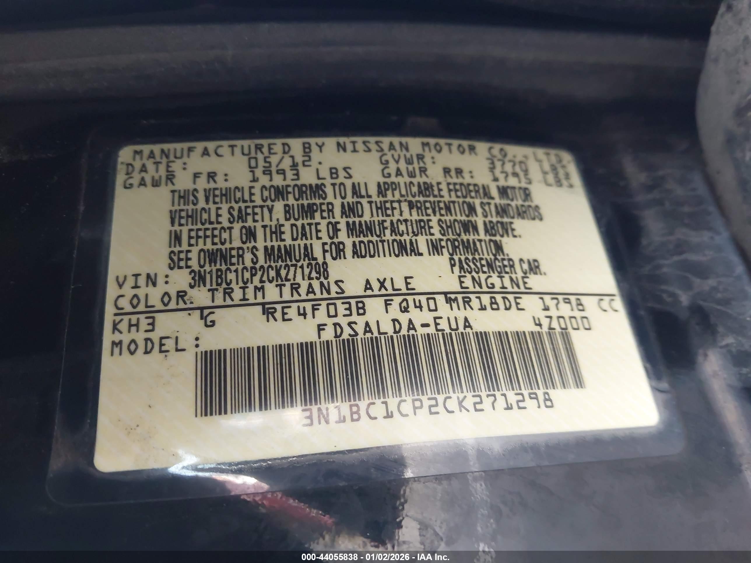 NISSAN VERSA image 9