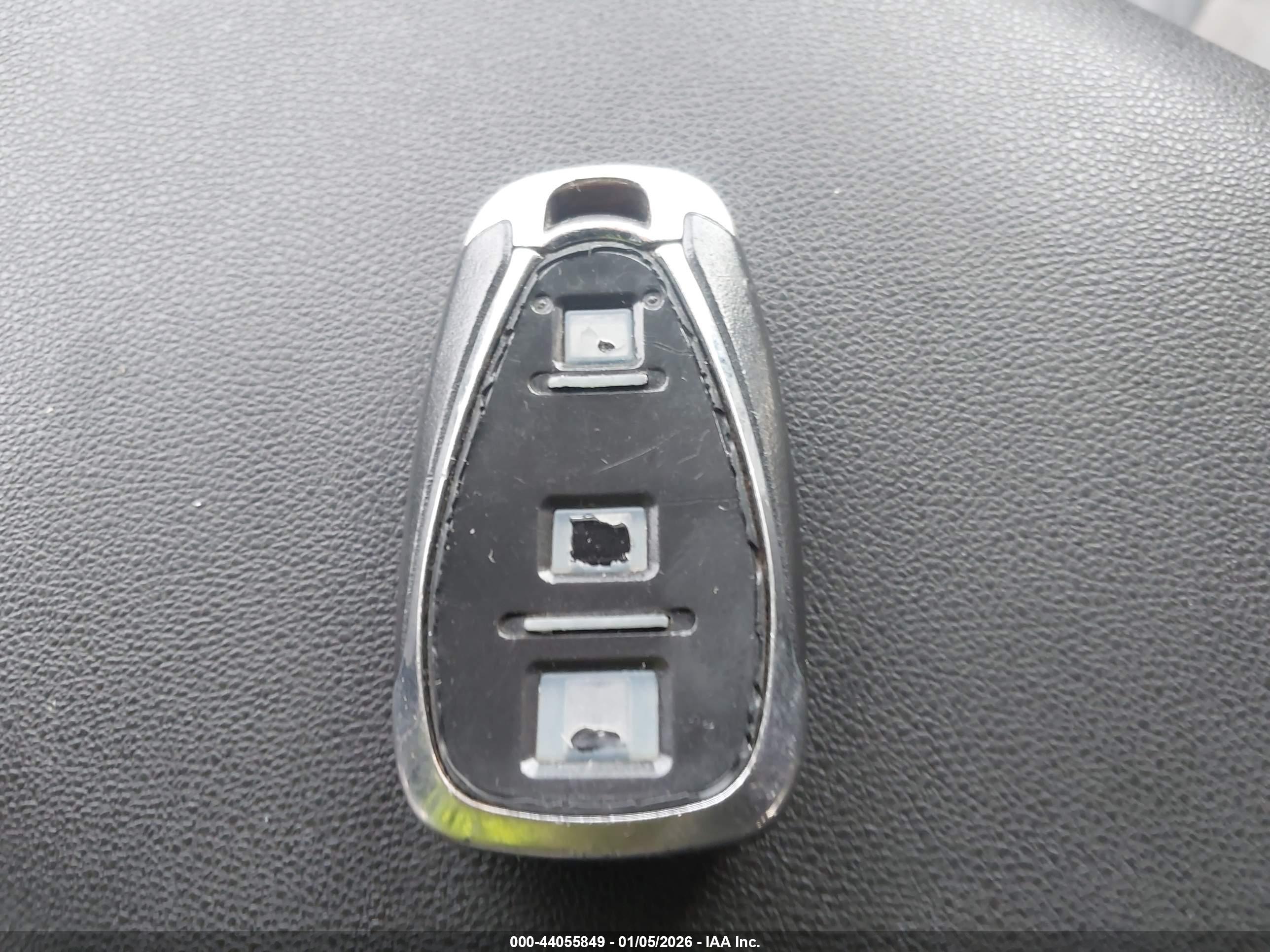 CHEVROLET EQUINOX image 11