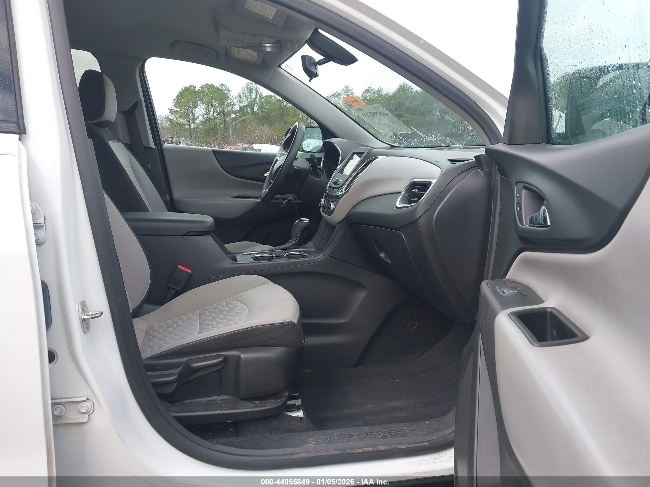 CHEVROLET EQUINOX image 5