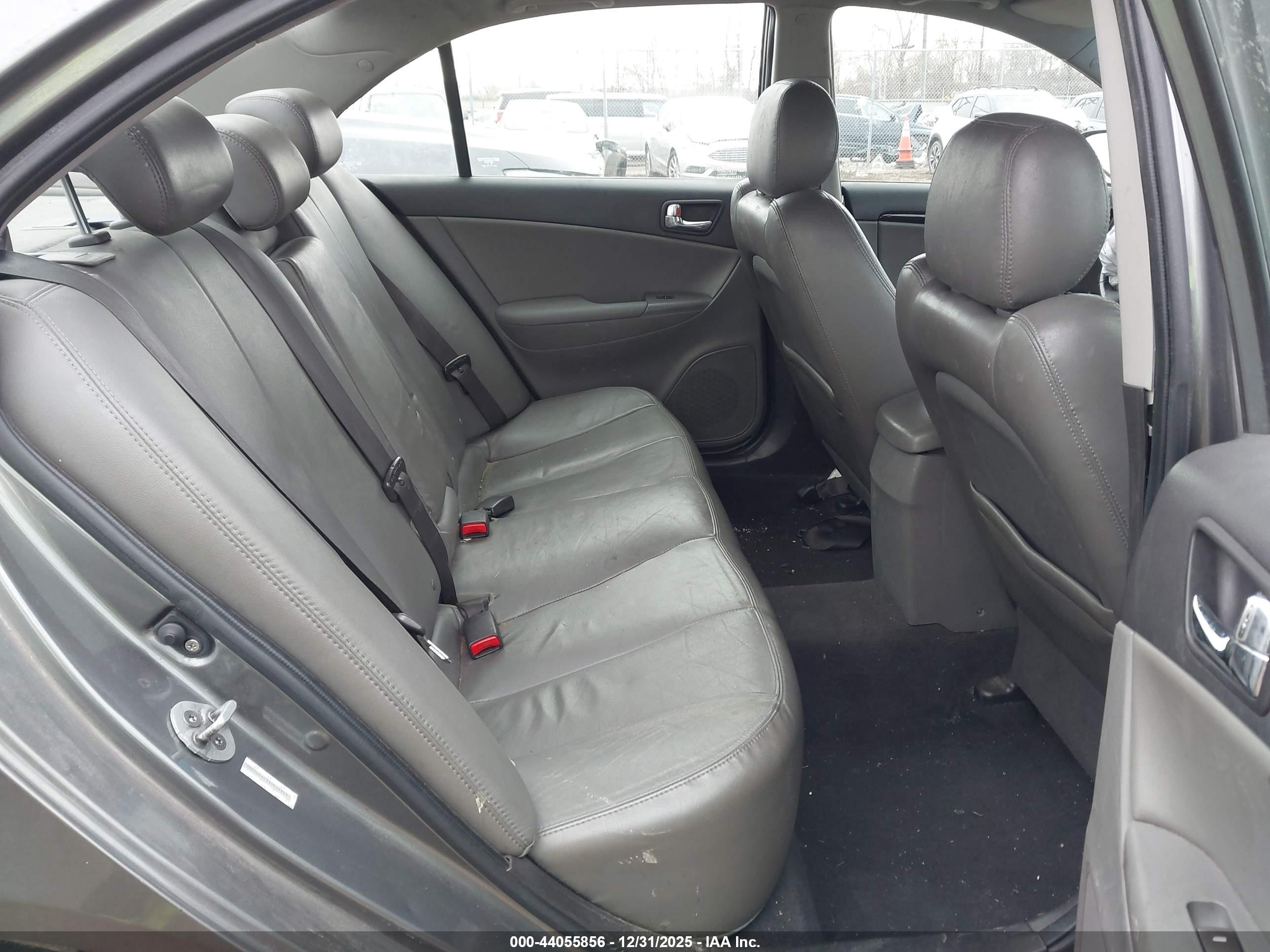 HYUNDAI SONATA image 8