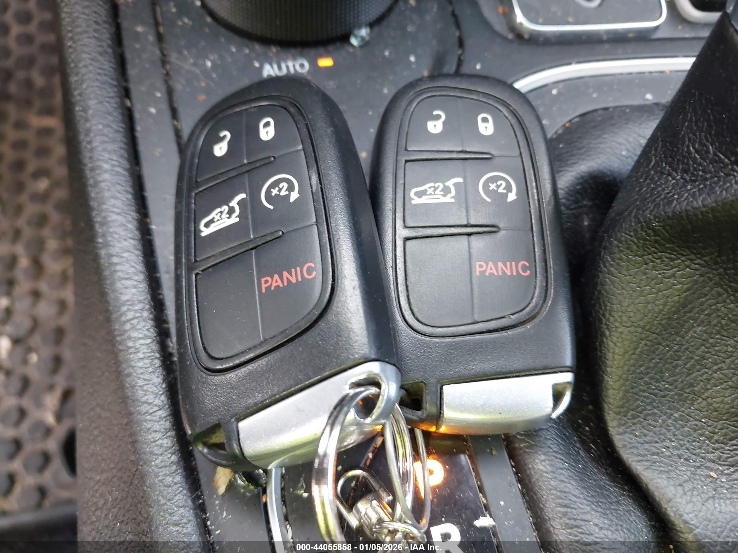 JEEP CHEROKEE image 11
