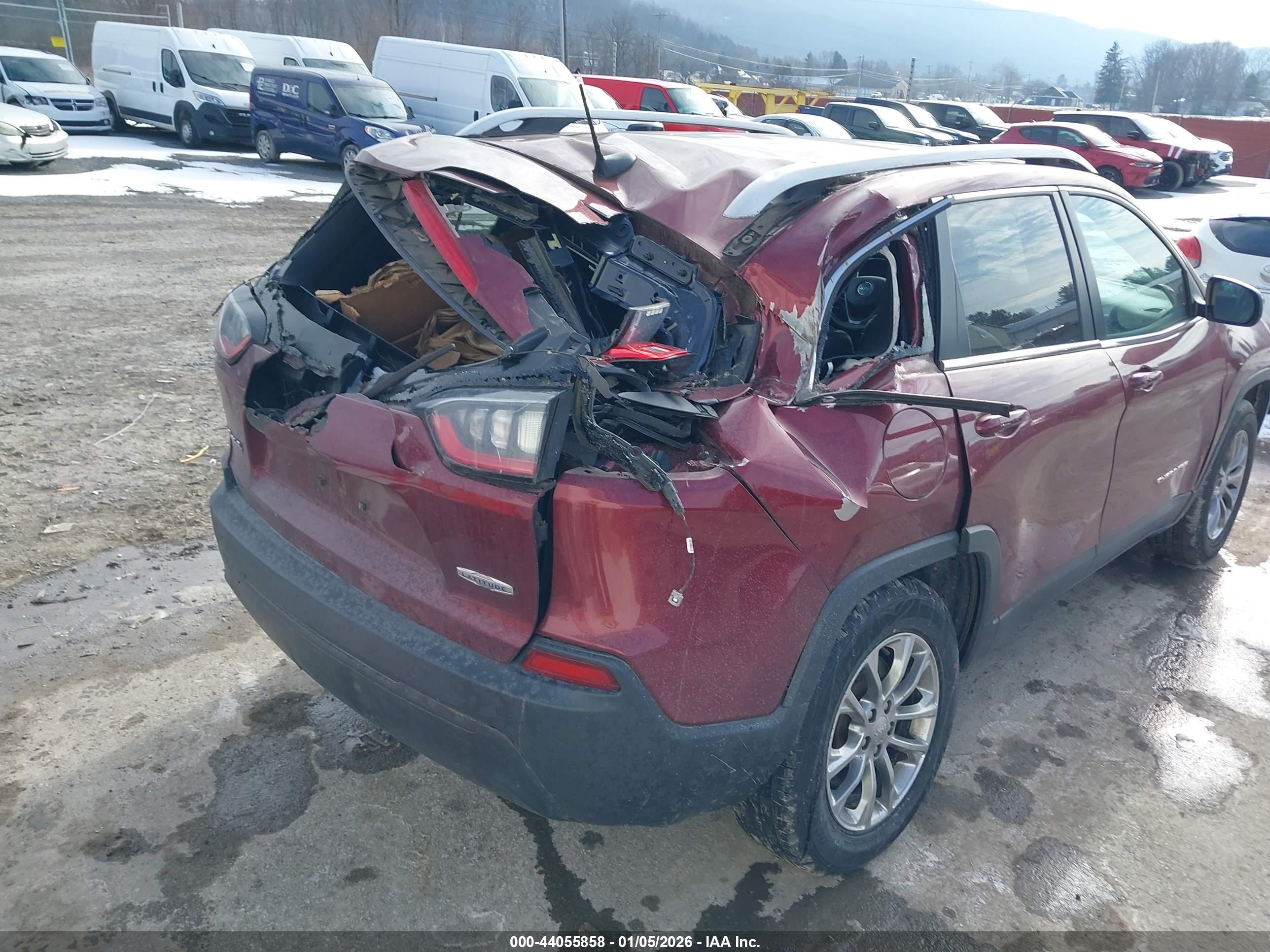 JEEP CHEROKEE image 6