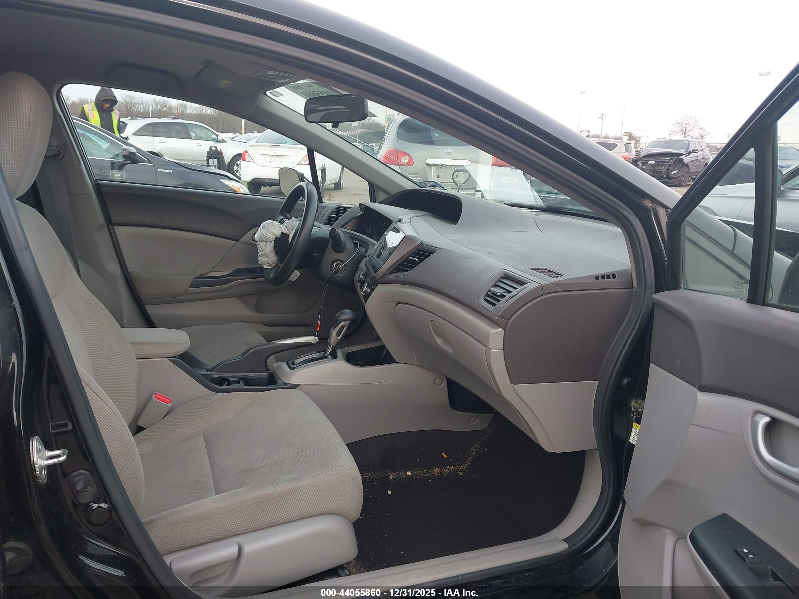 HONDA CIVIC image 5