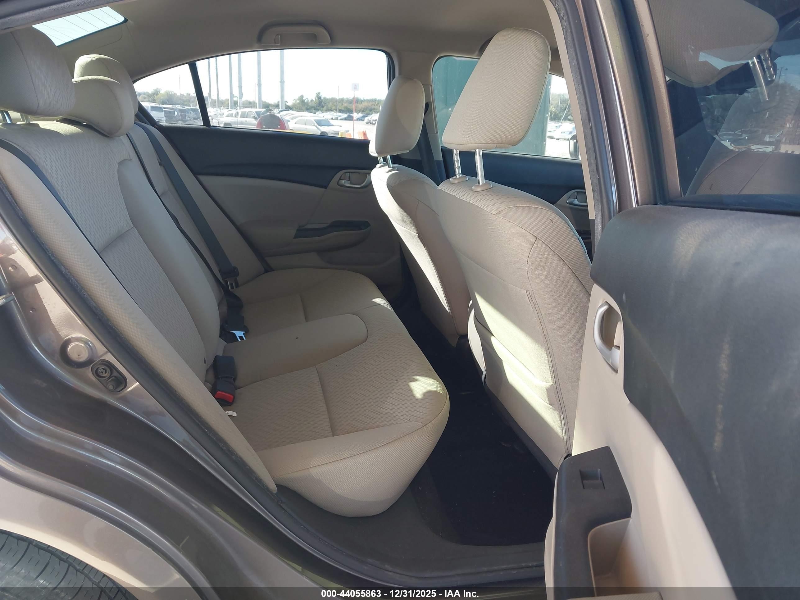 HONDA CIVIC image 8