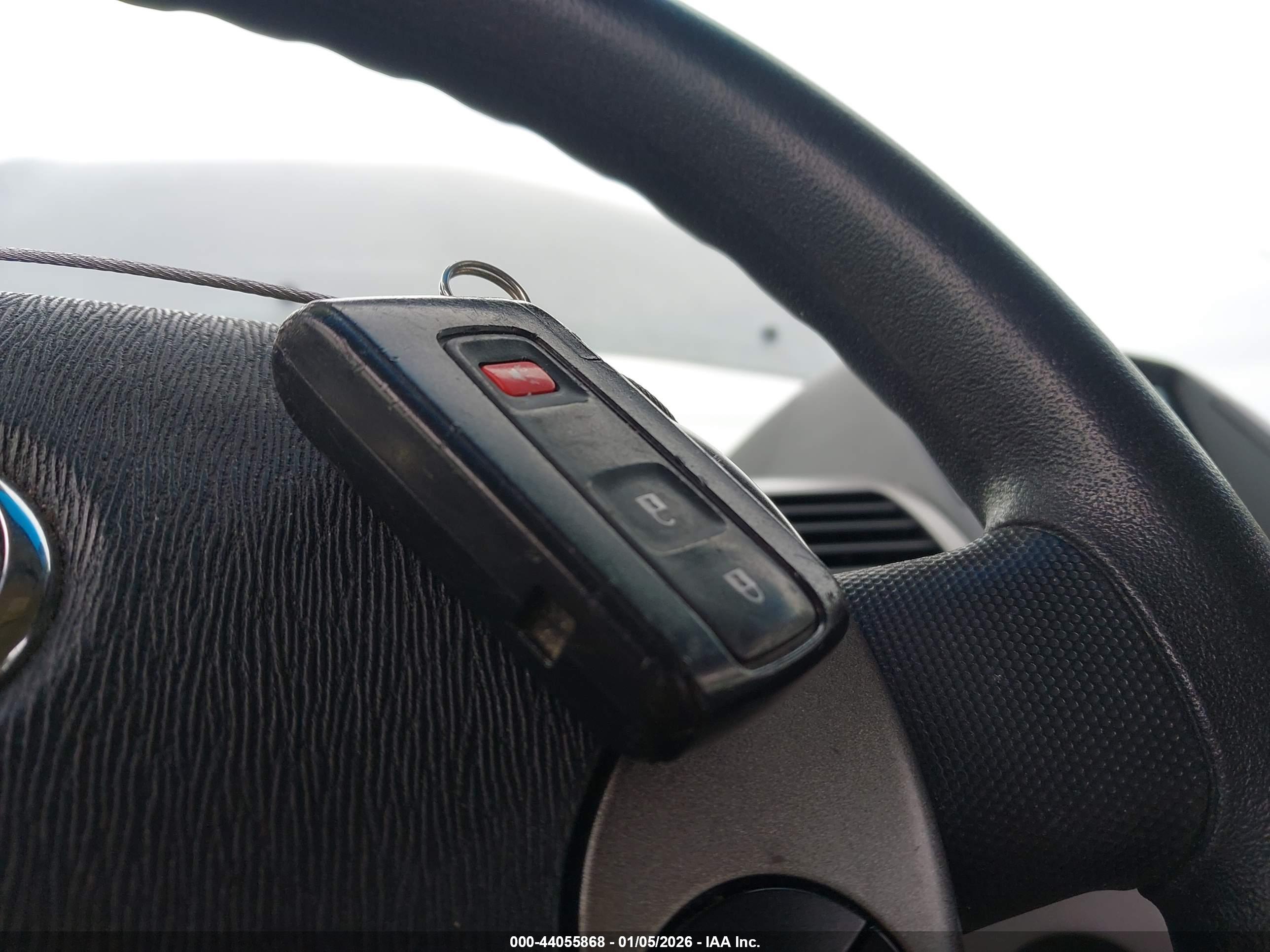 TOYOTA PRIUS image 11