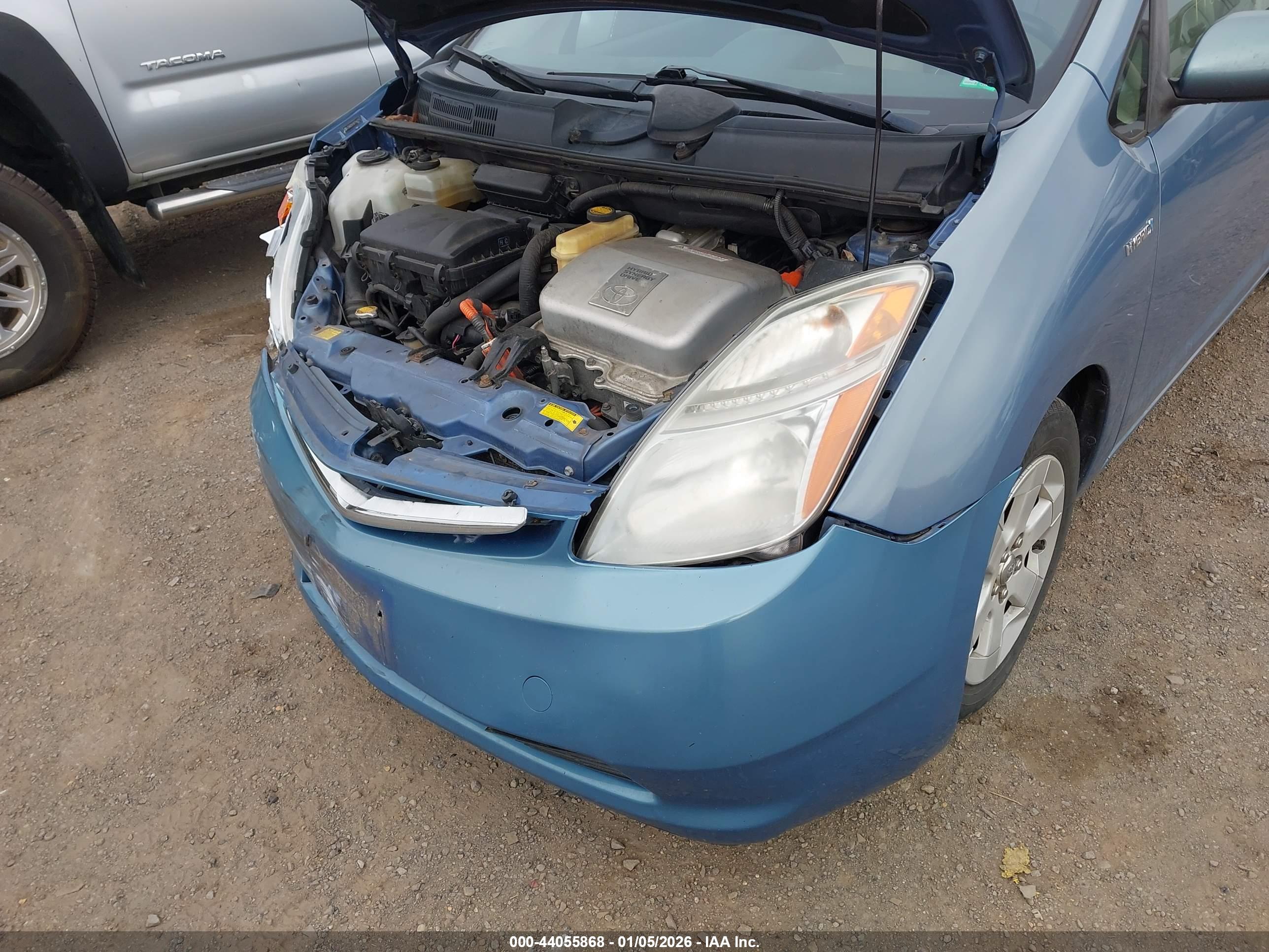 TOYOTA PRIUS image 6