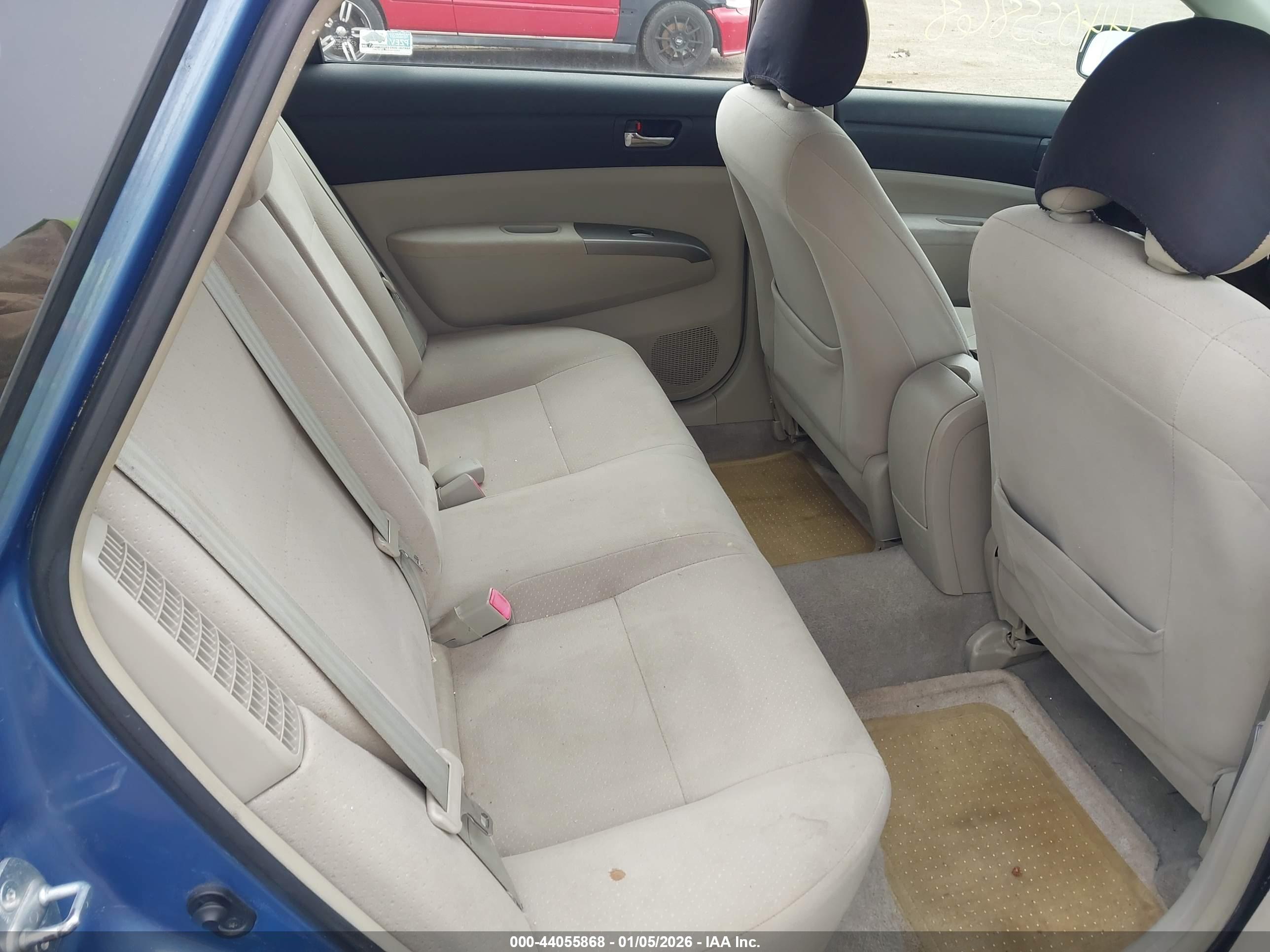 TOYOTA PRIUS image 8