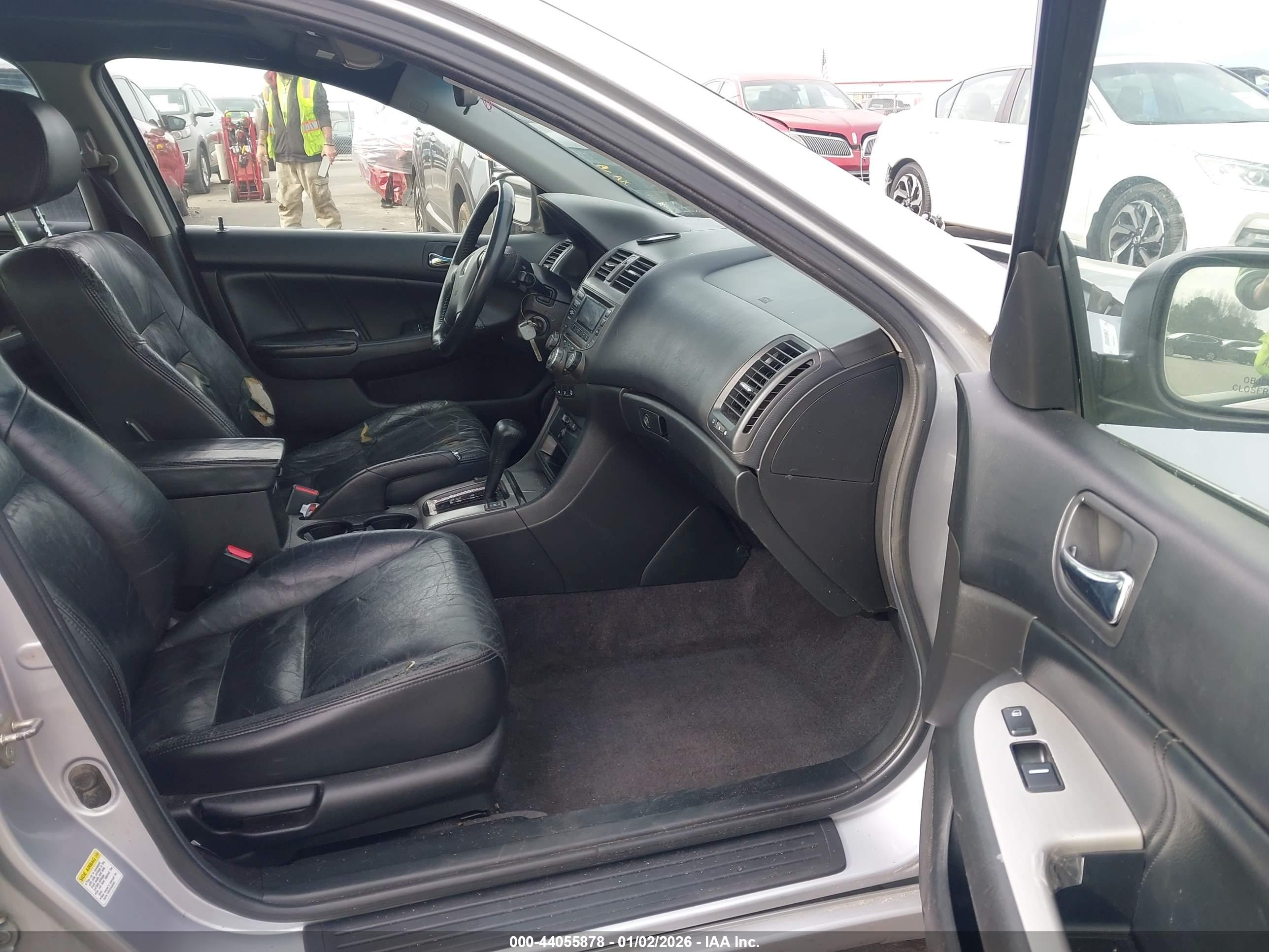 HONDA ACCORD image 5