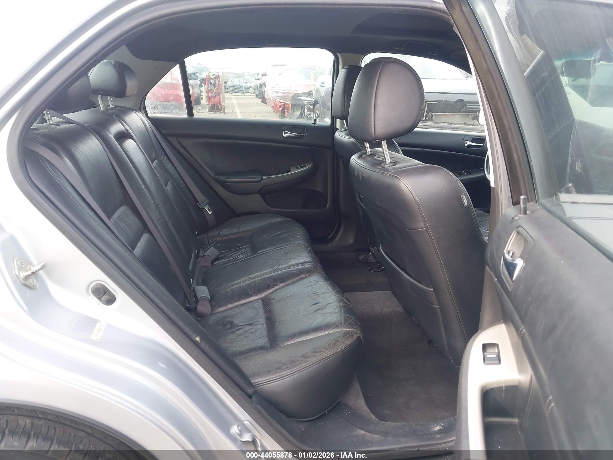 HONDA ACCORD image 8