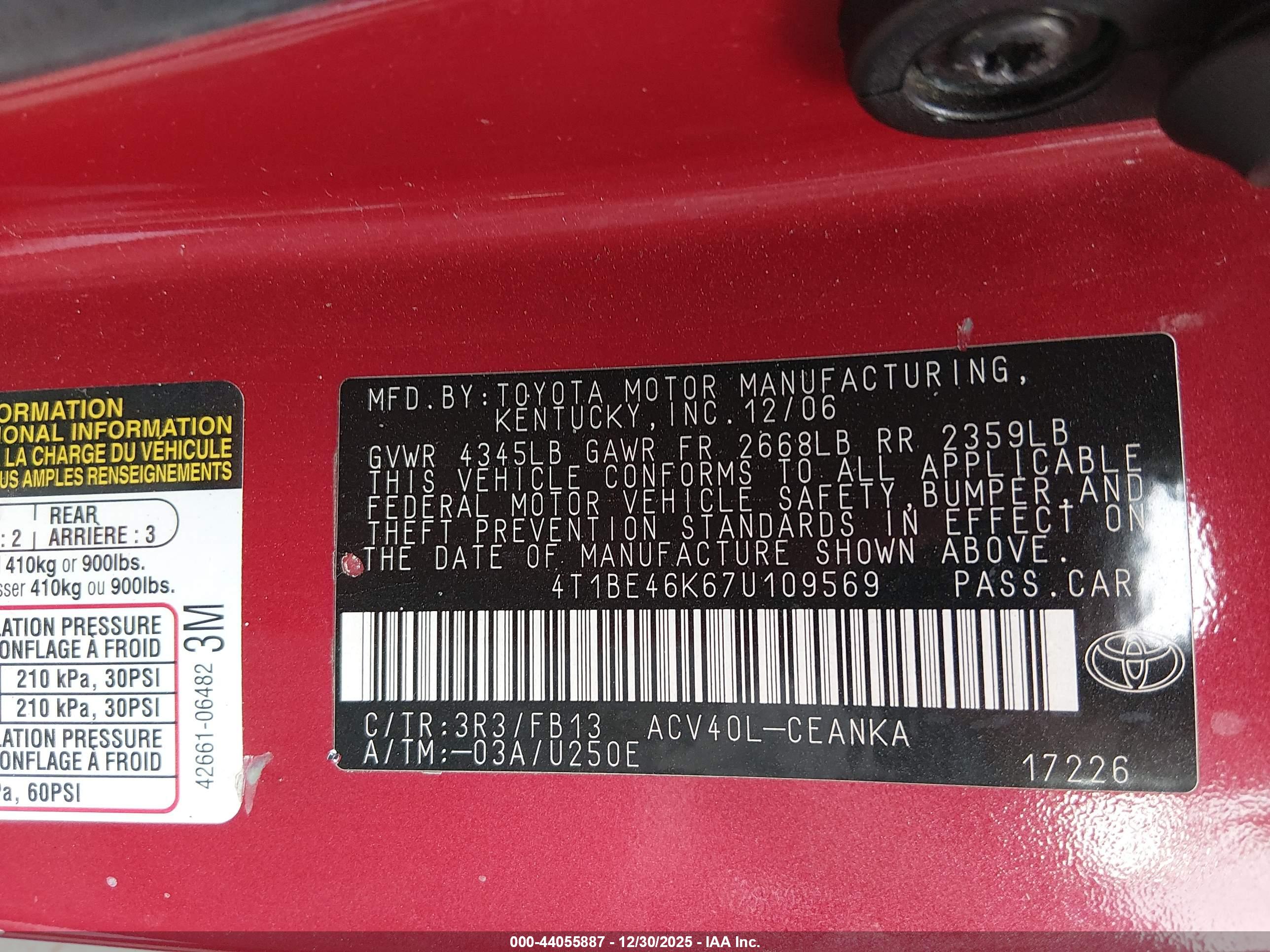 TOYOTA CAMRY image 9