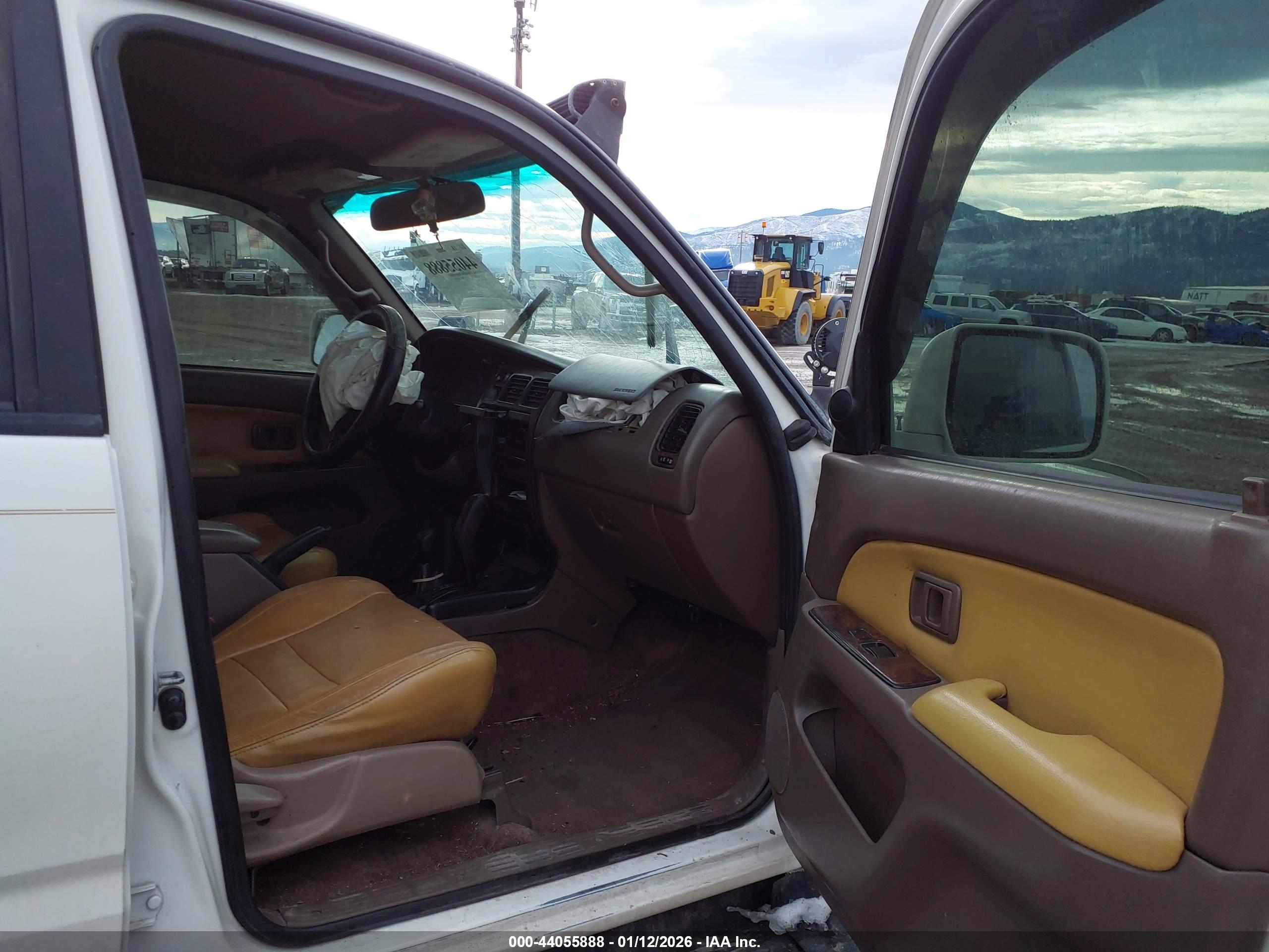 TOYOTA 4RUNNER image 5