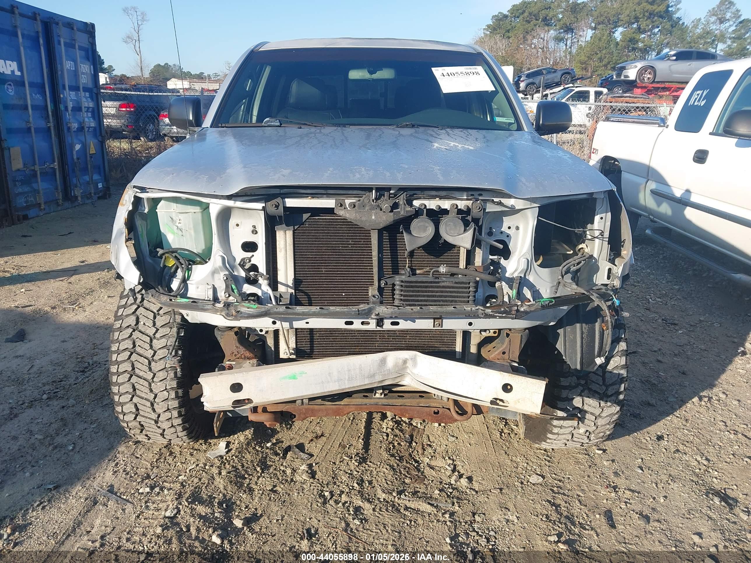 TOYOTA TACOMA image 6