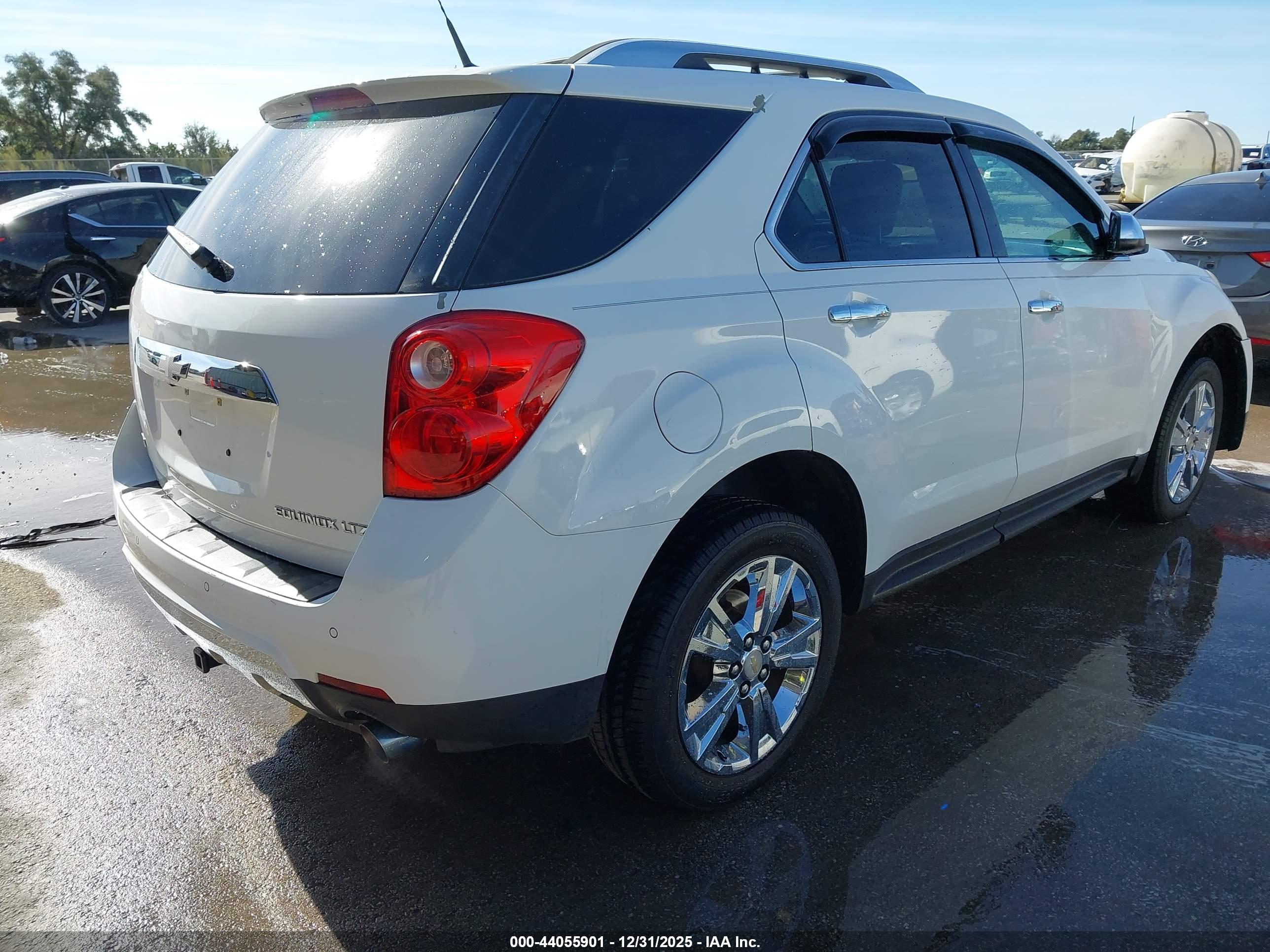 CHEVROLET EQUINOX image 4