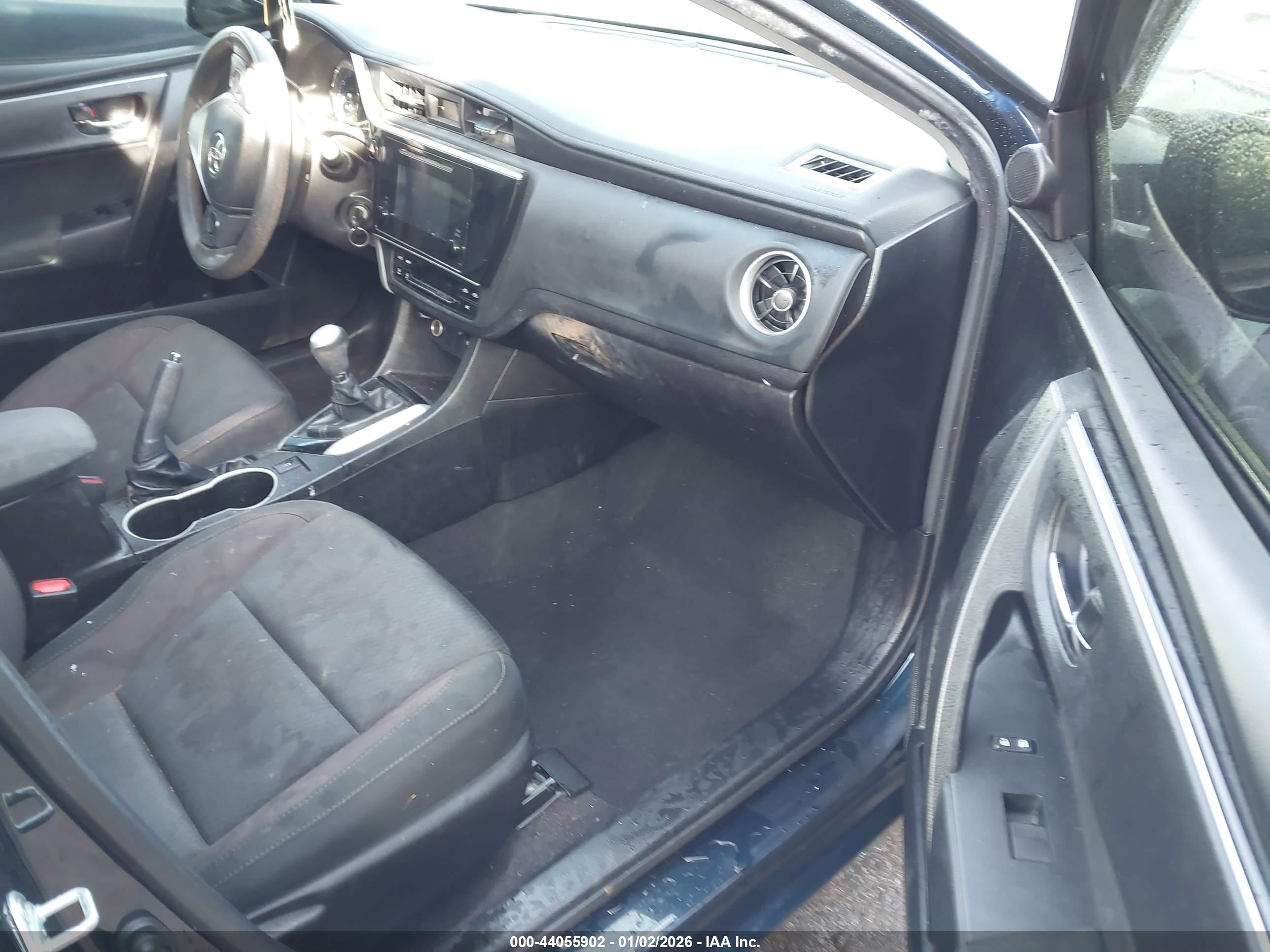 TOYOTA COROLLA image 5