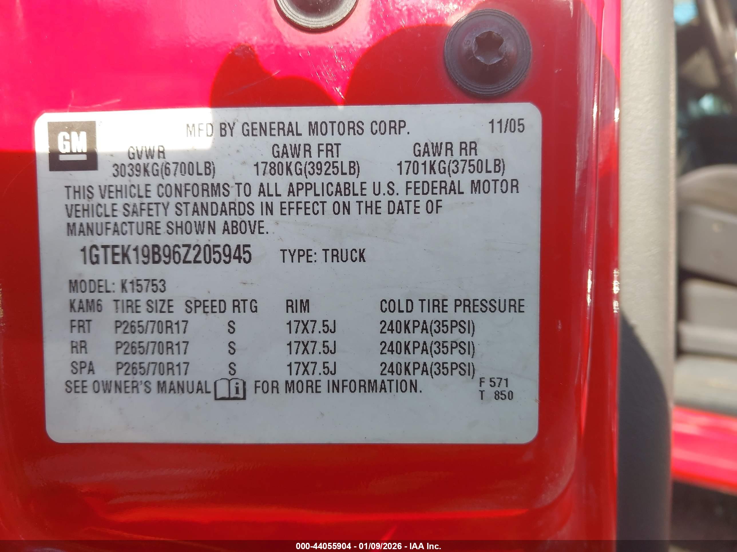 GMC SIERRA image 9