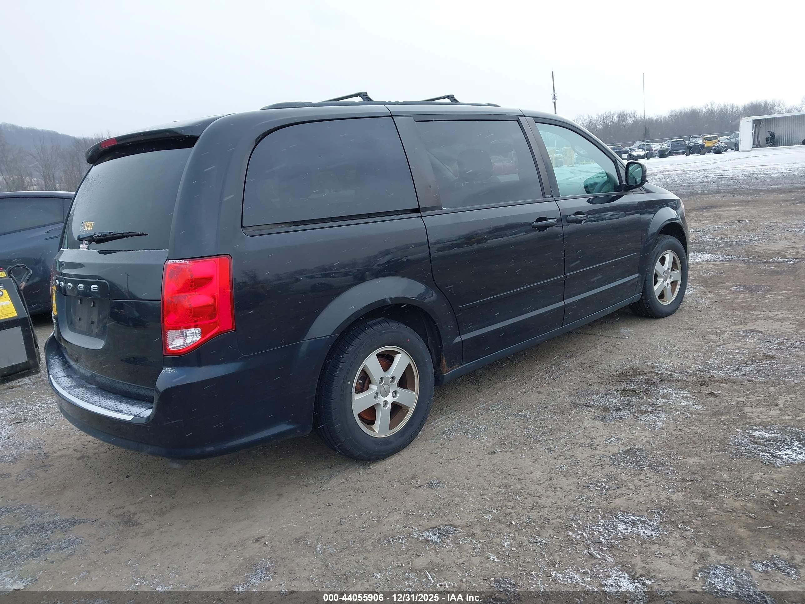 DODGE GRAND image 4