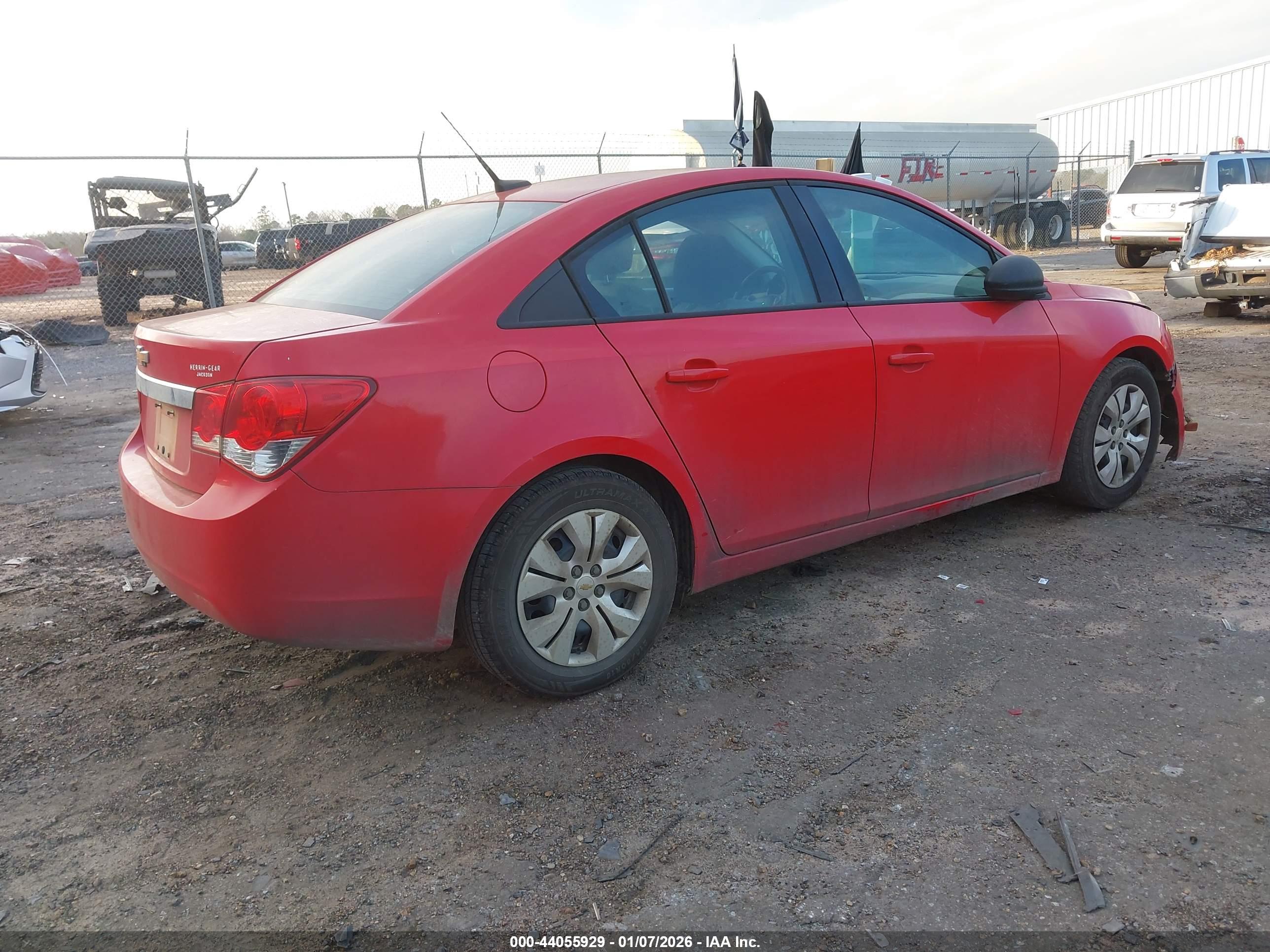 CHEVROLET CRUZE image 4