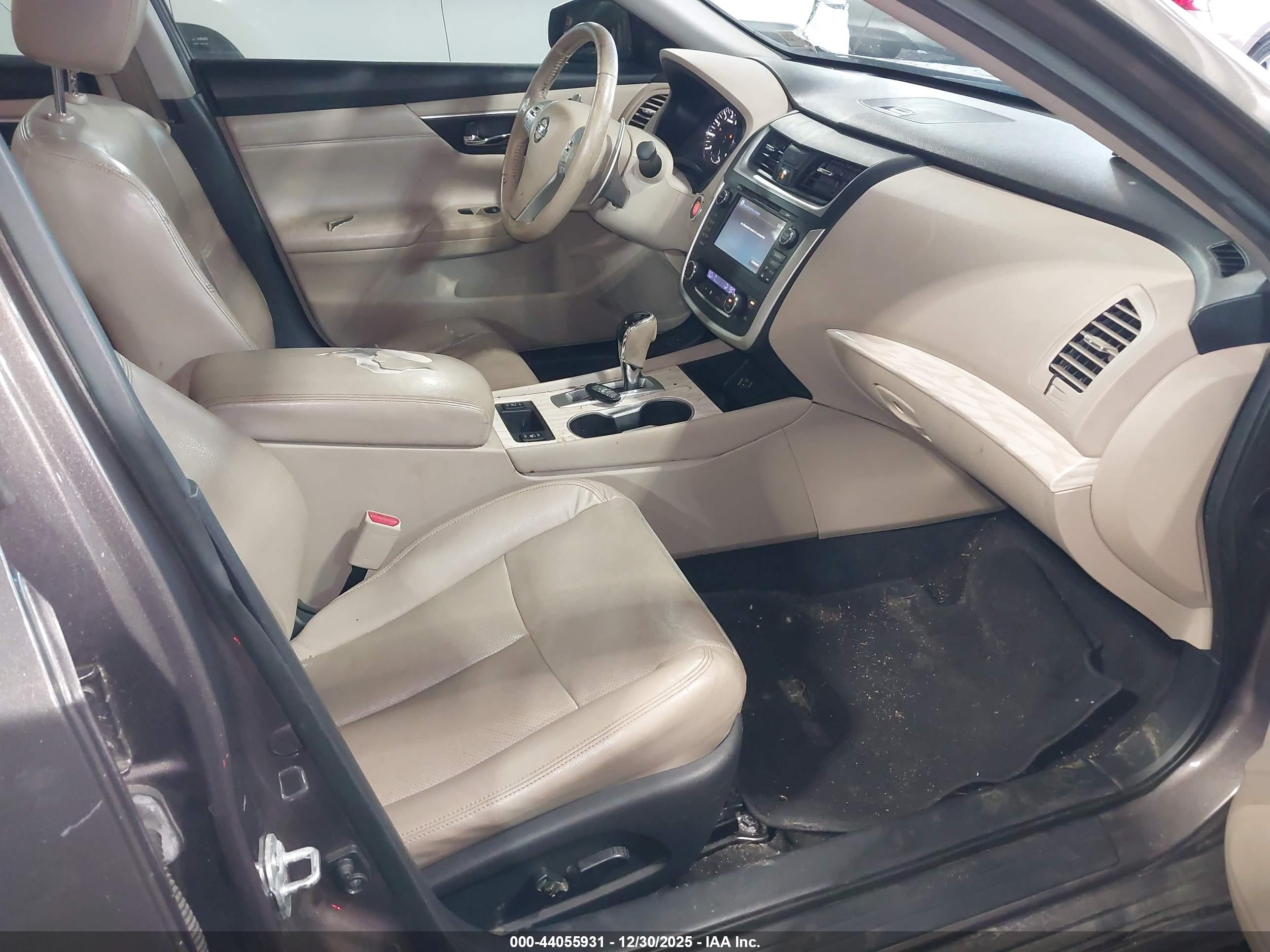 NISSAN ALTIMA image 5
