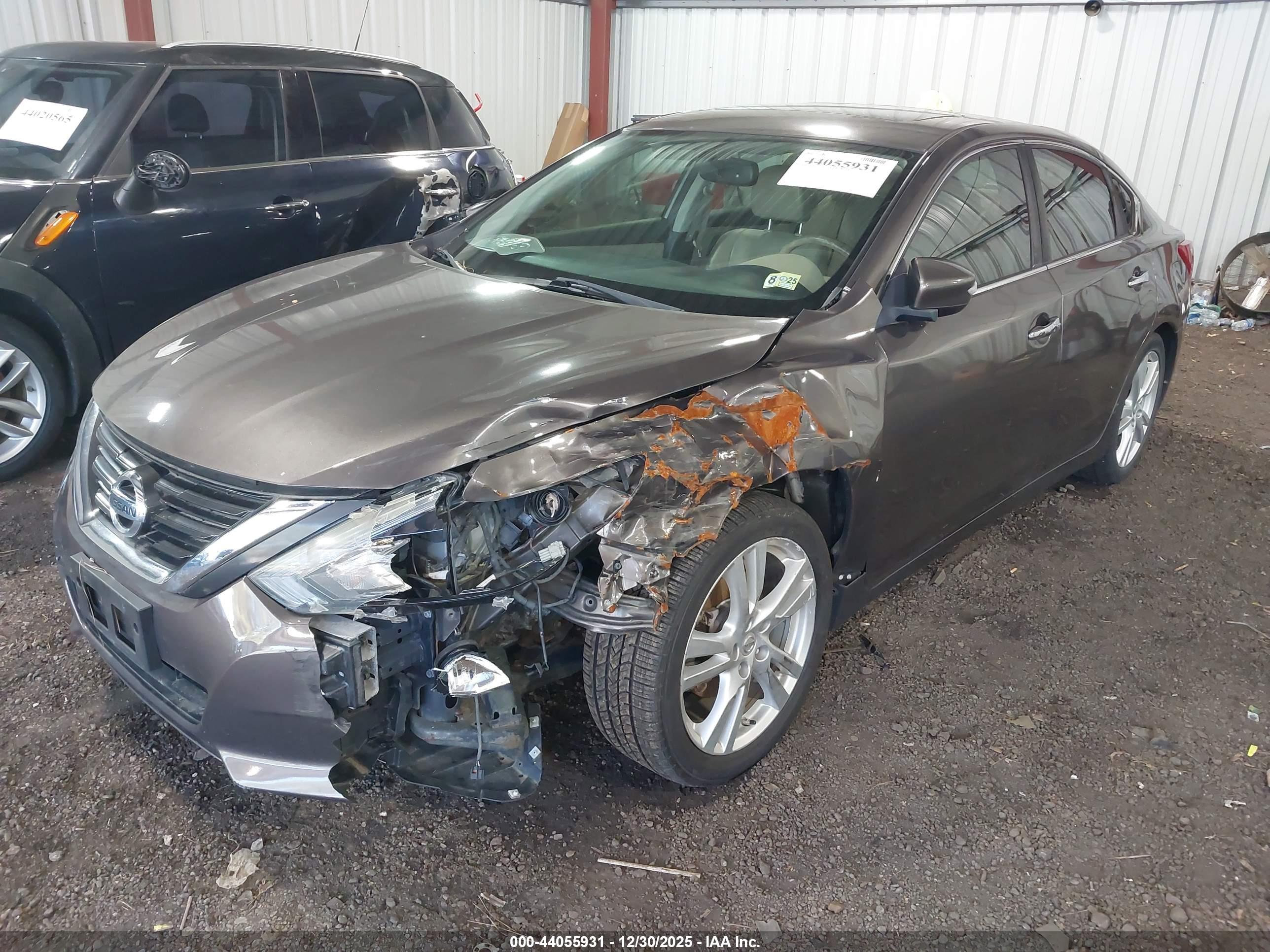 NISSAN ALTIMA image 6