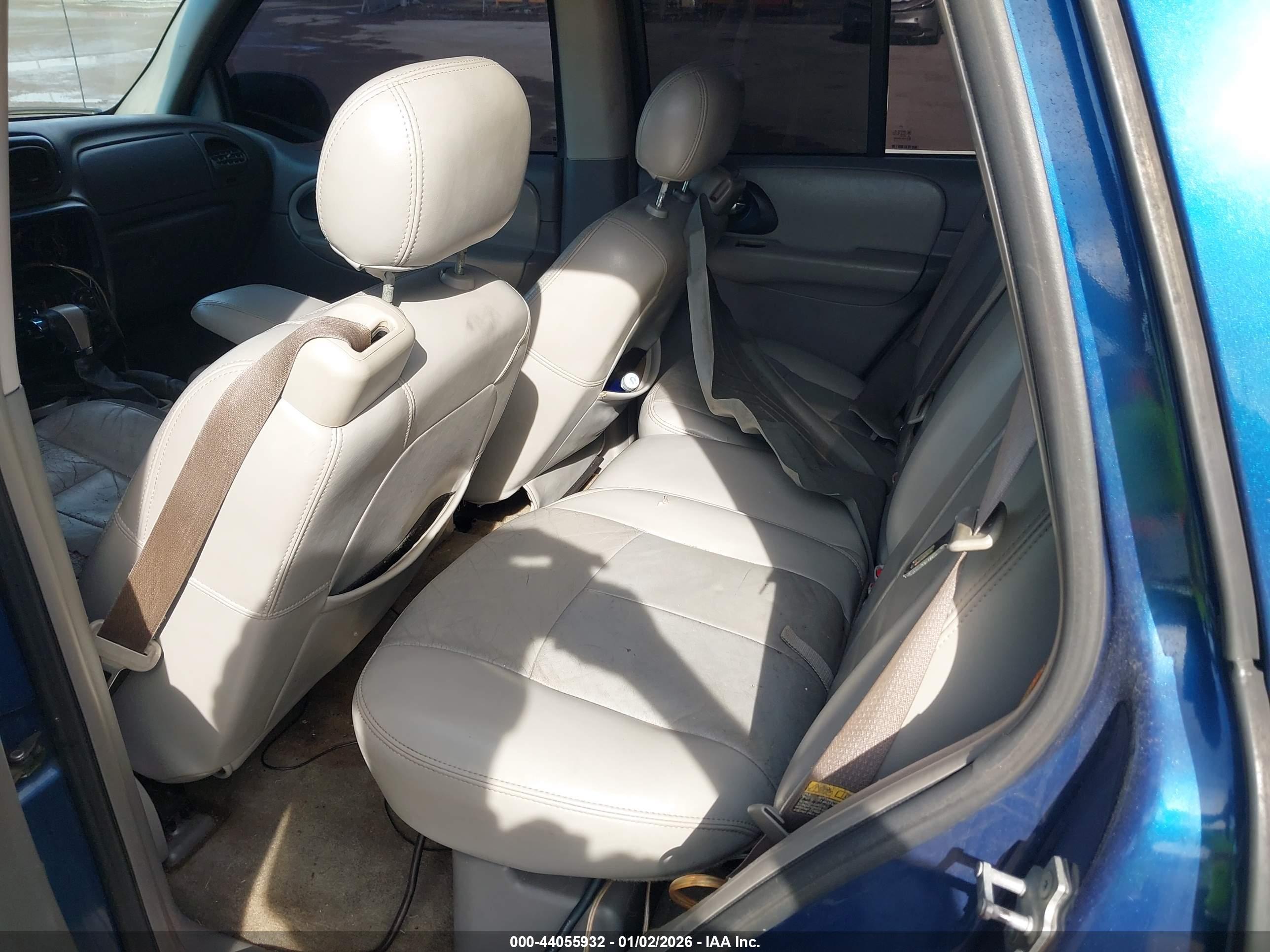 CHEVROLET TRAILBLAZER image 8