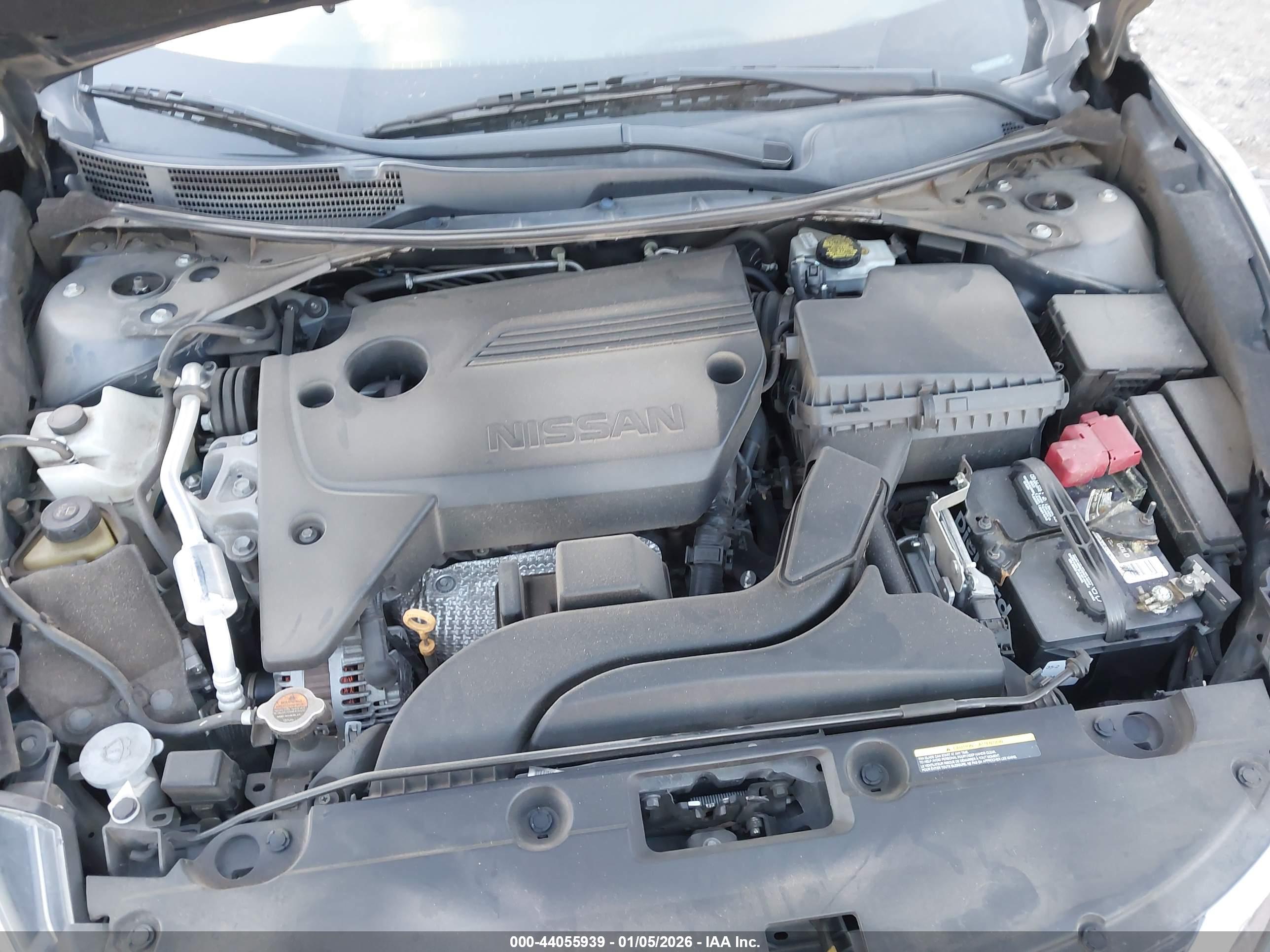 NISSAN ALTIMA image 10