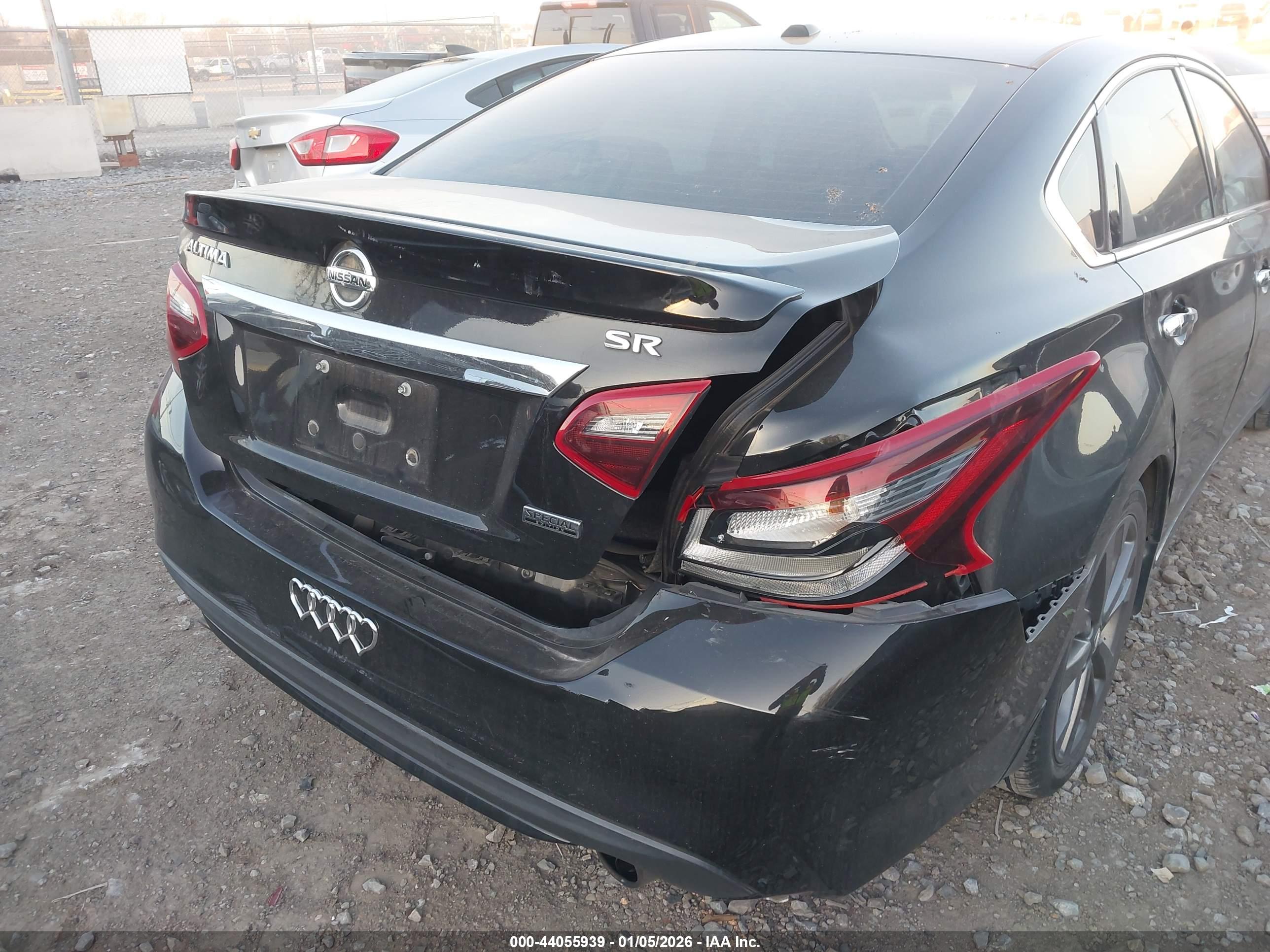 NISSAN ALTIMA image 6