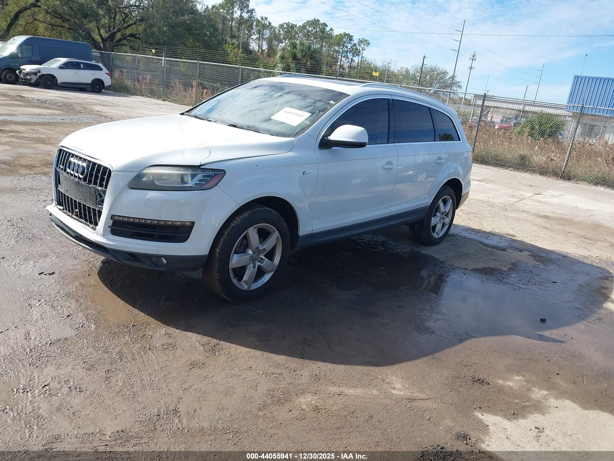 AUDI Q7 image 2