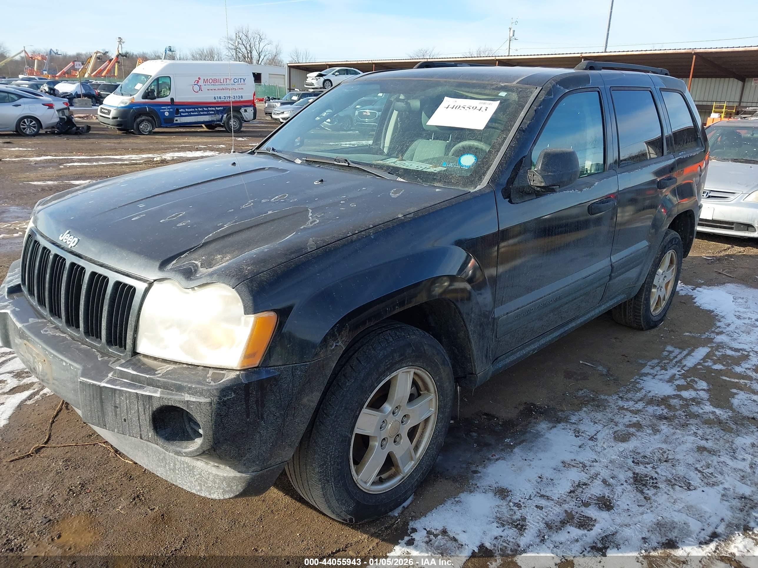 JEEP GRAND image 2