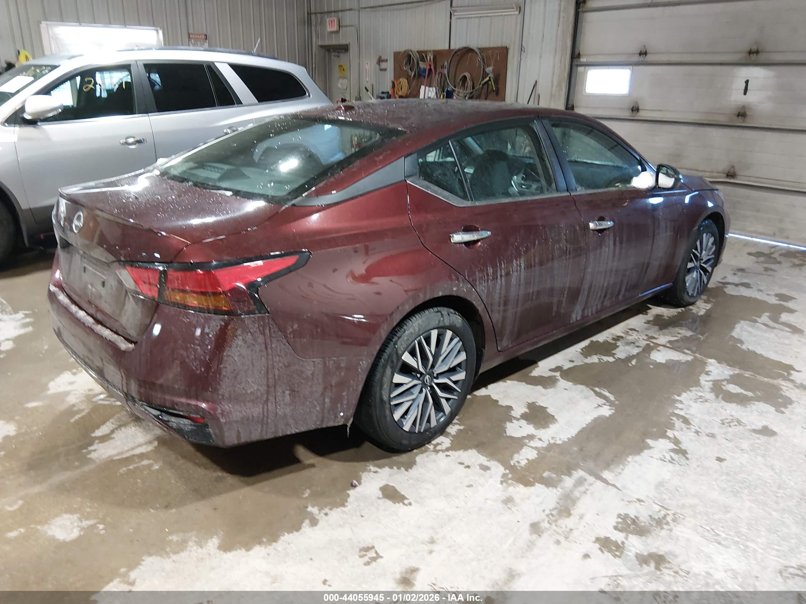 NISSAN ALTIMA image 4