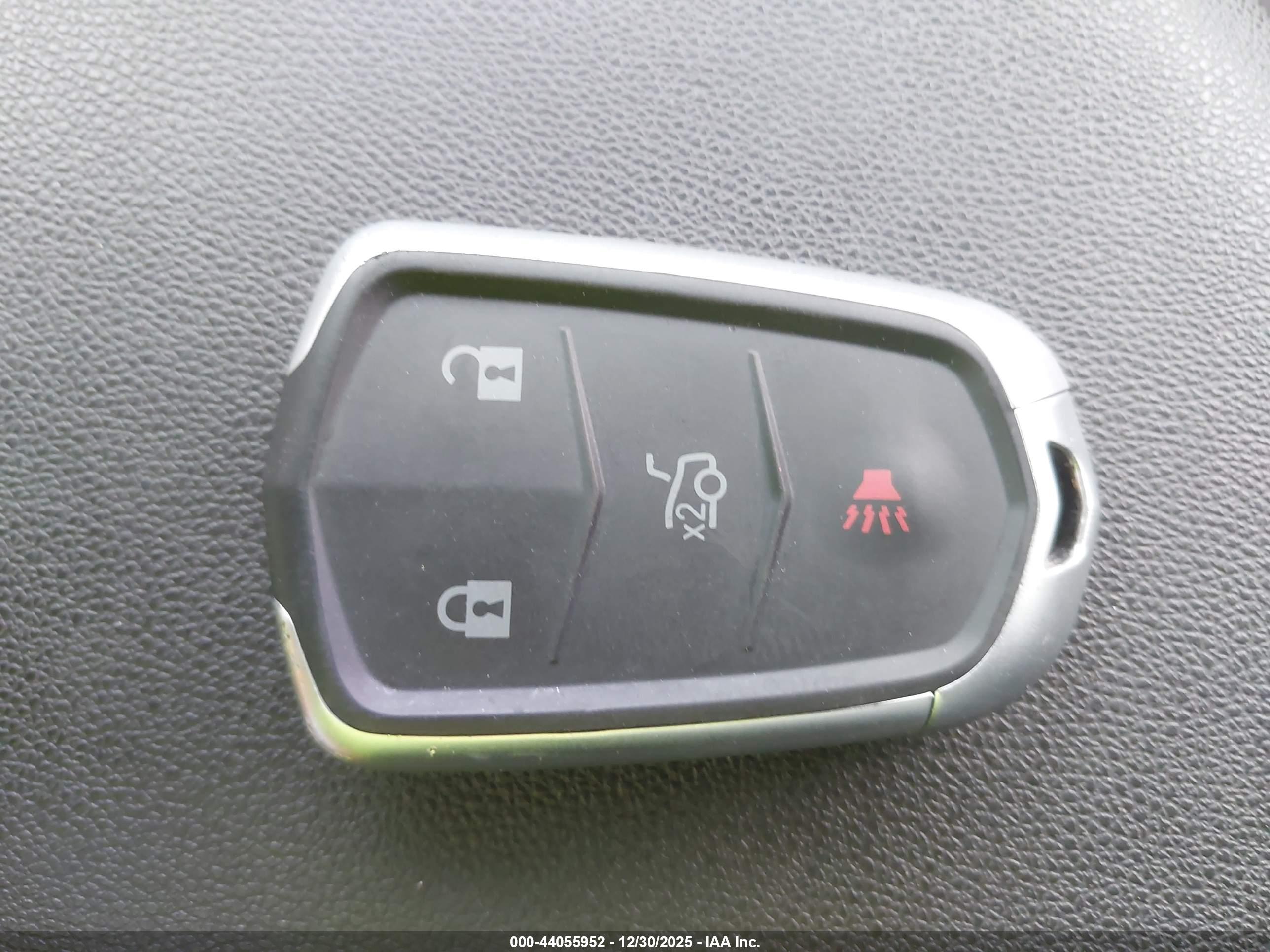 CHEVROLET EQUINOX image 11