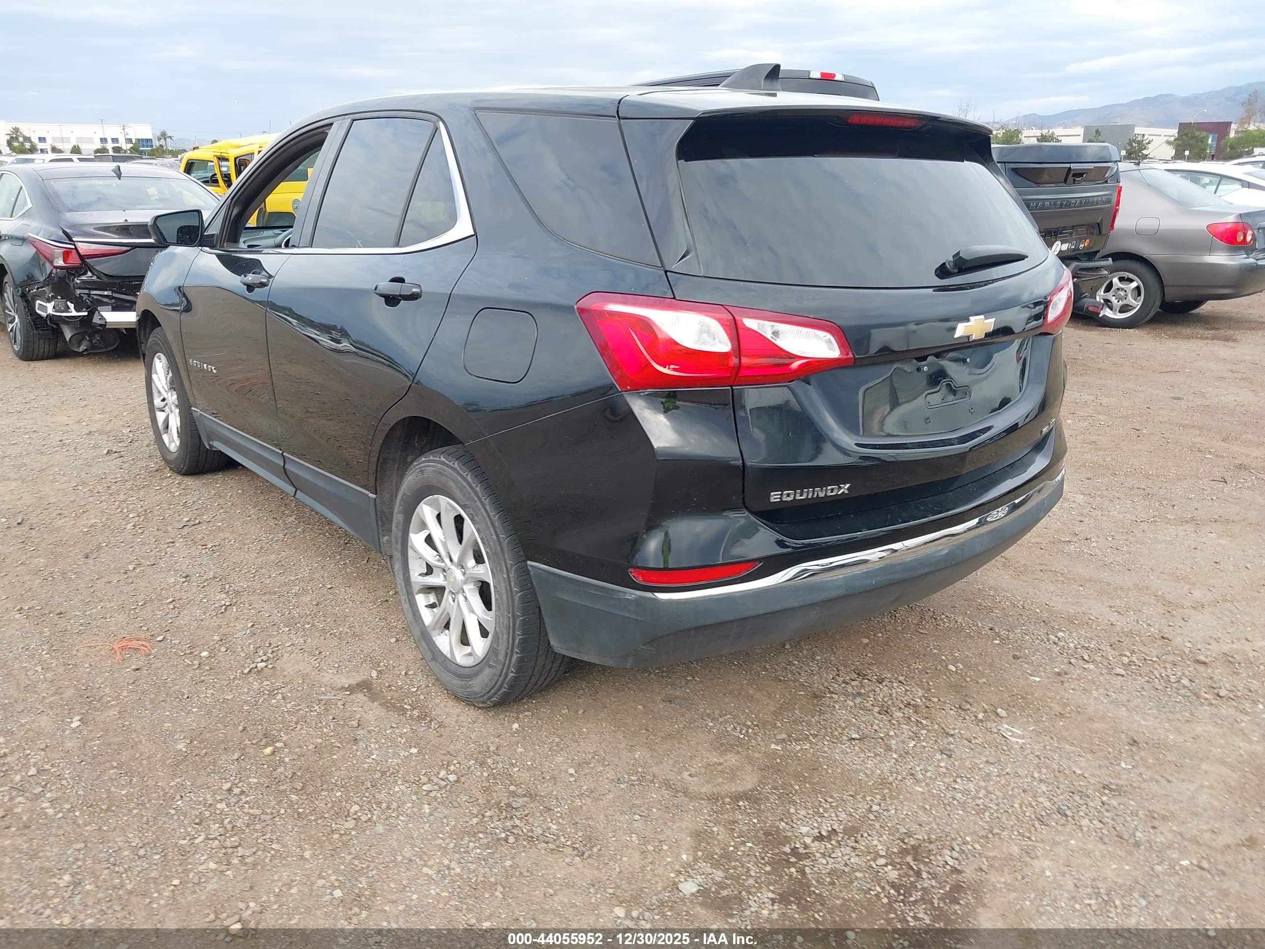 CHEVROLET EQUINOX image 3