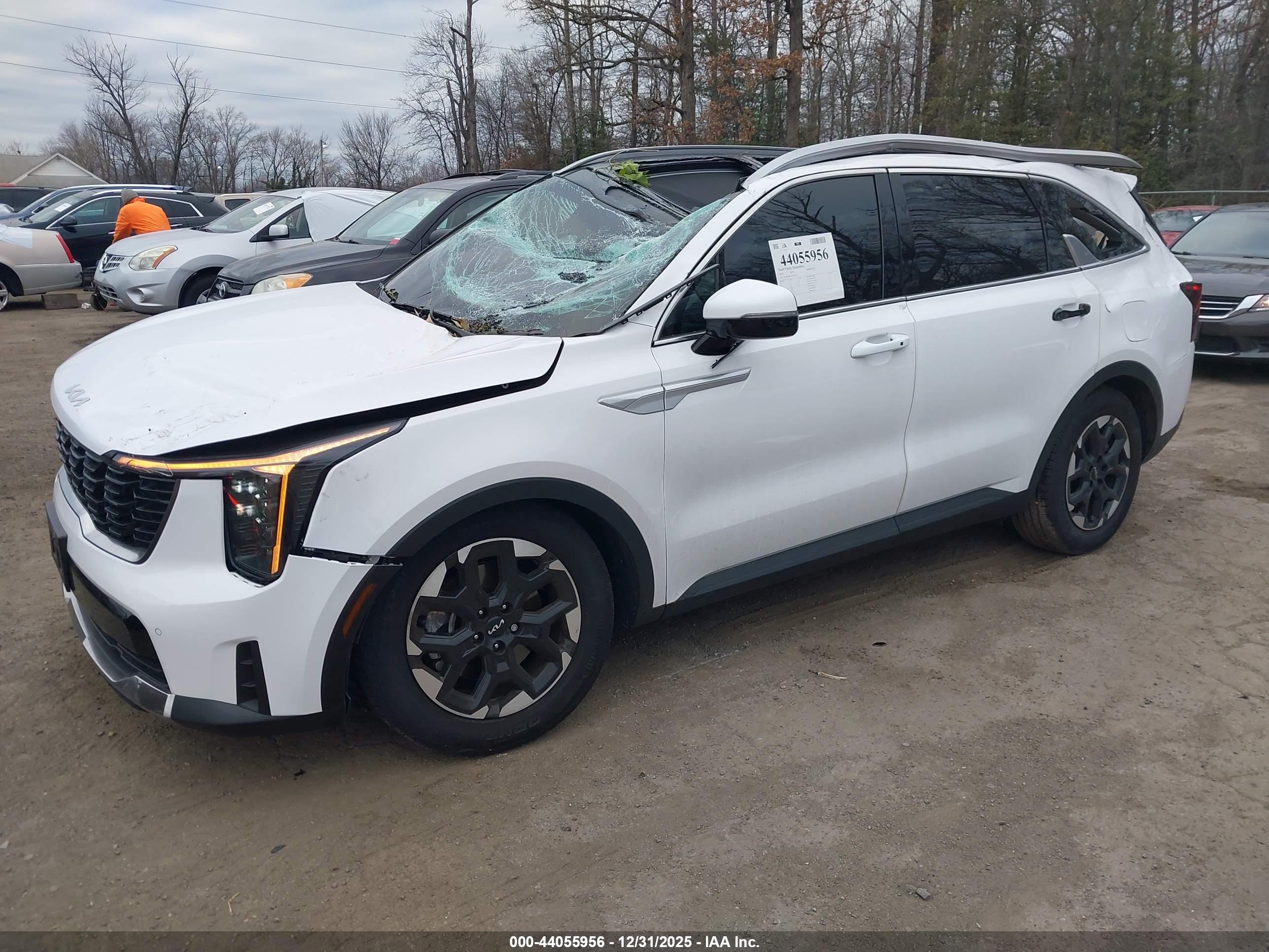 KIA SORENTO image 2