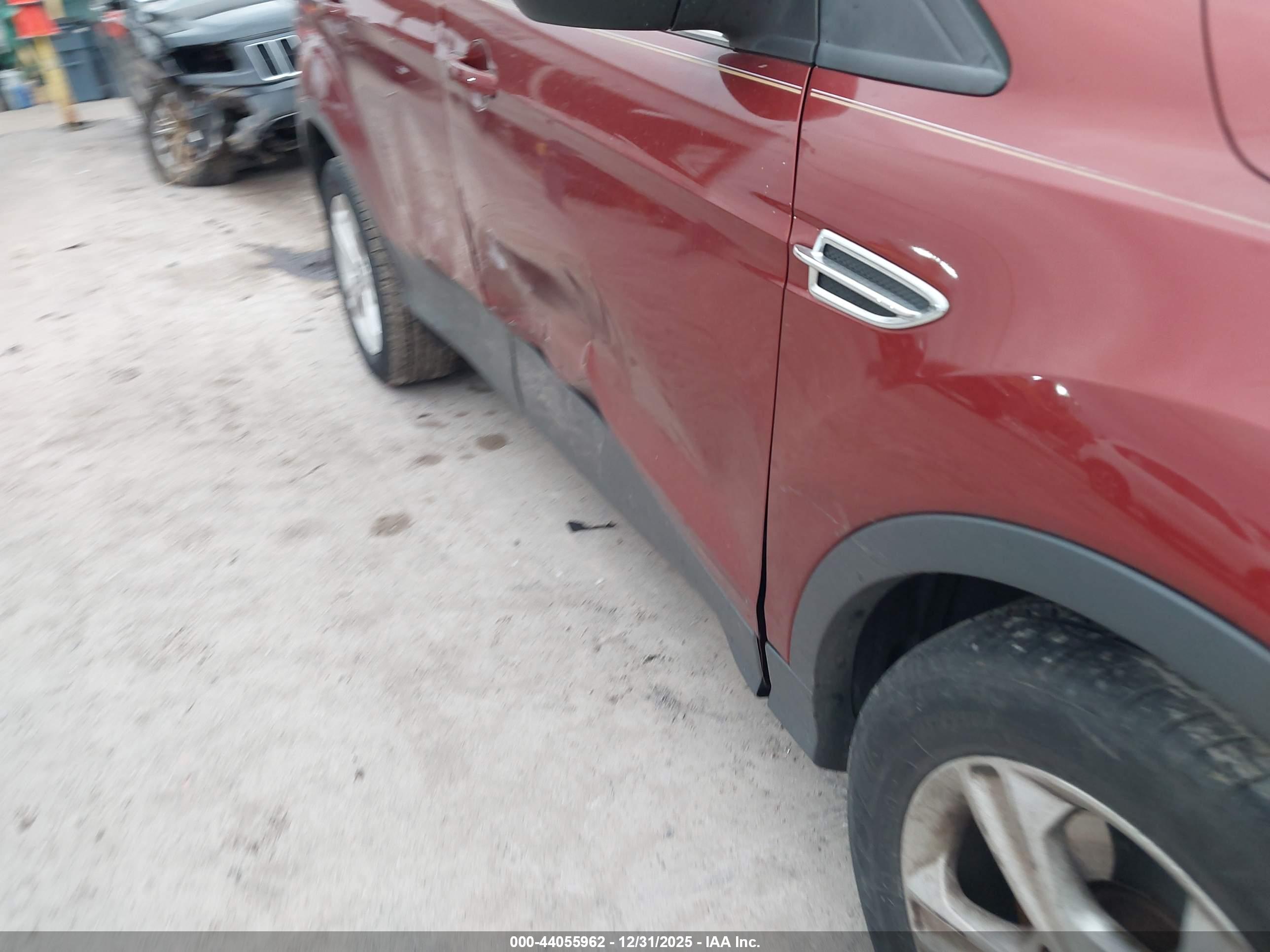 FORD ESCAPE image 6