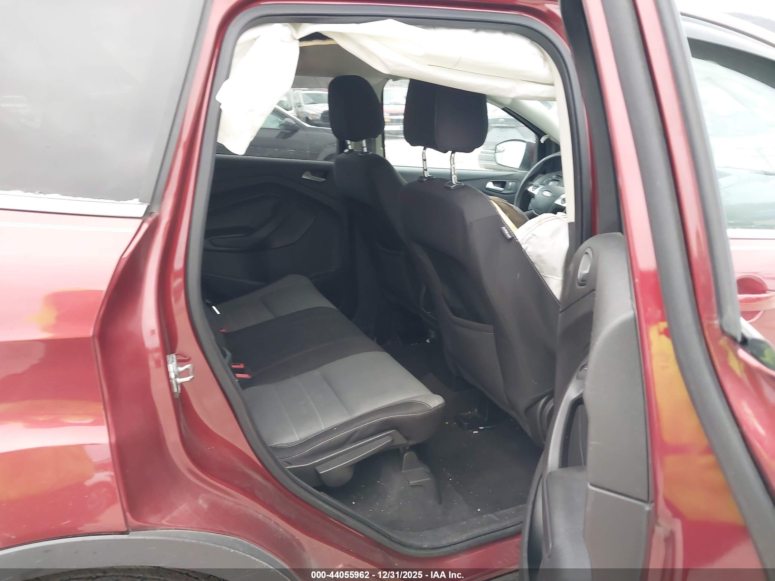 FORD ESCAPE image 8