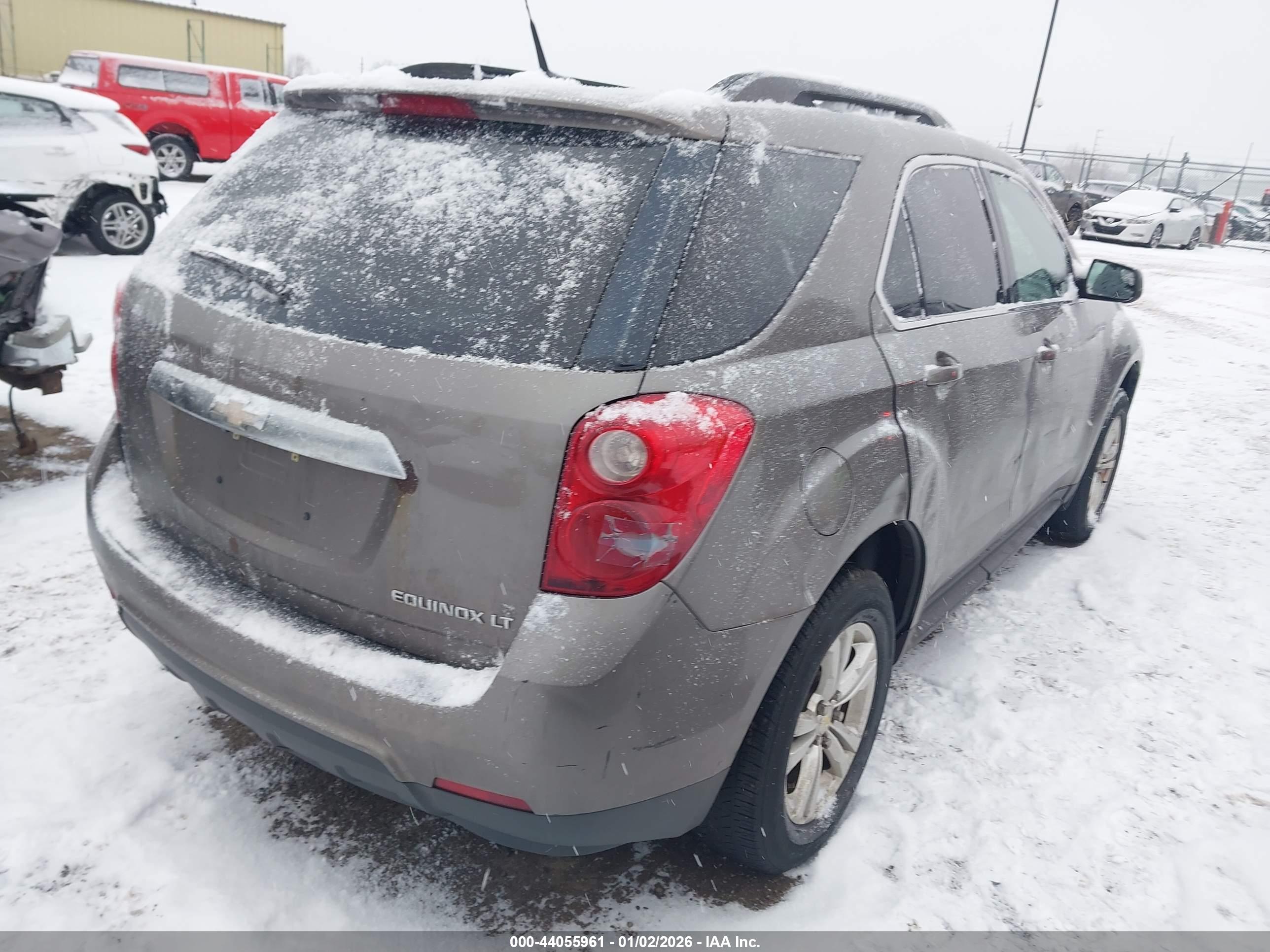 CHEVROLET EQUINOX image 4
