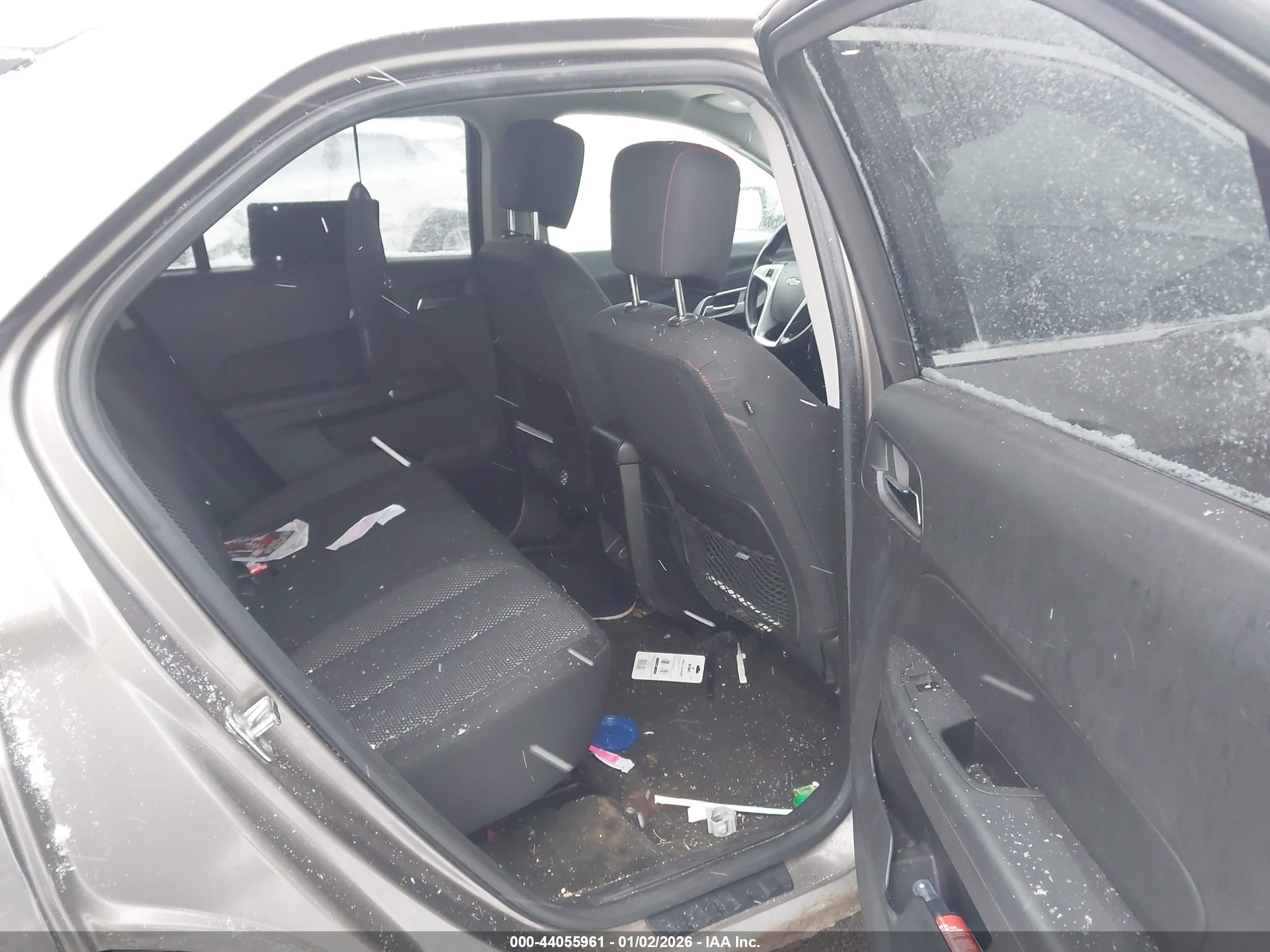CHEVROLET EQUINOX image 8