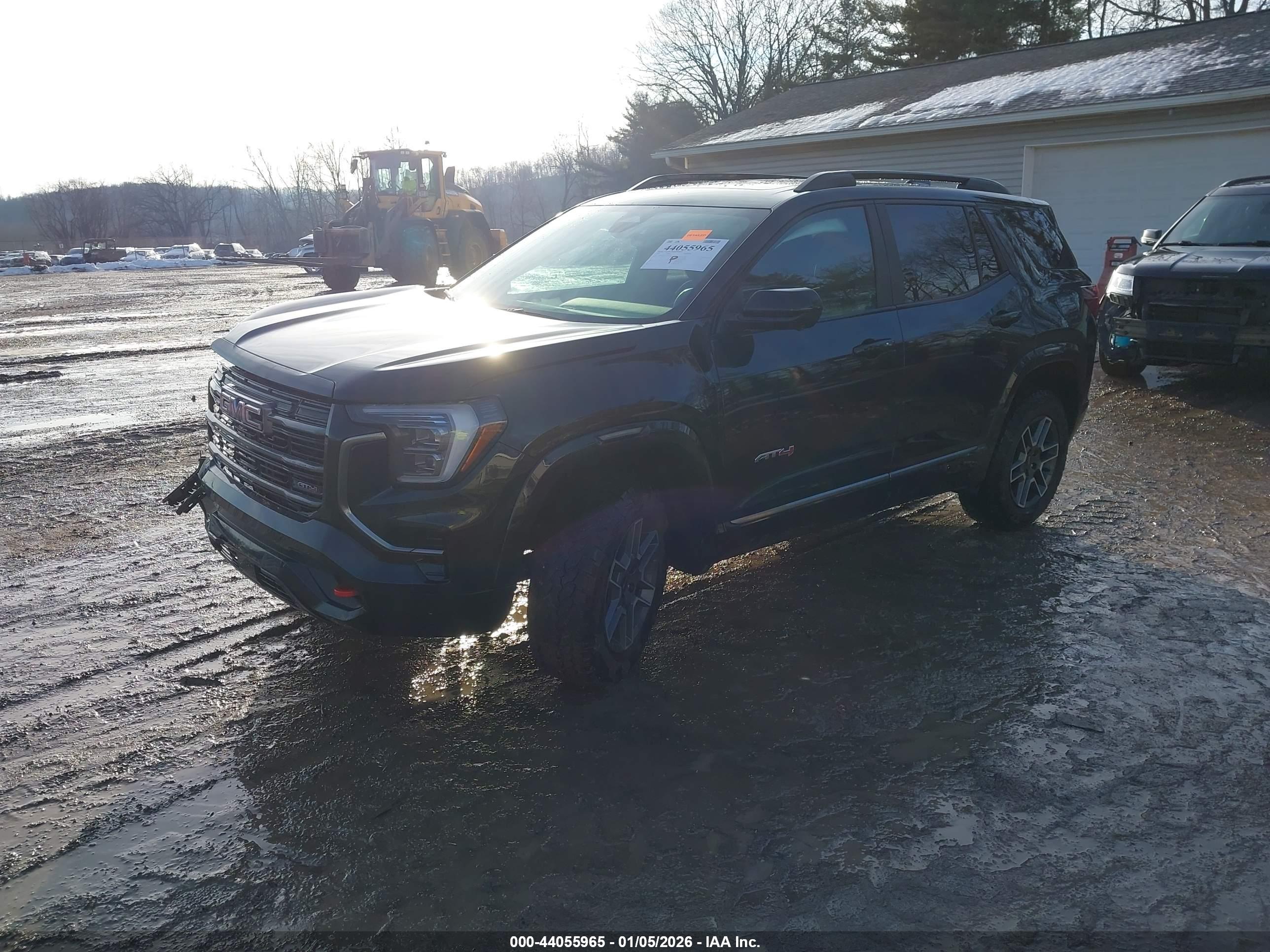 GMC TERRAIN image 2