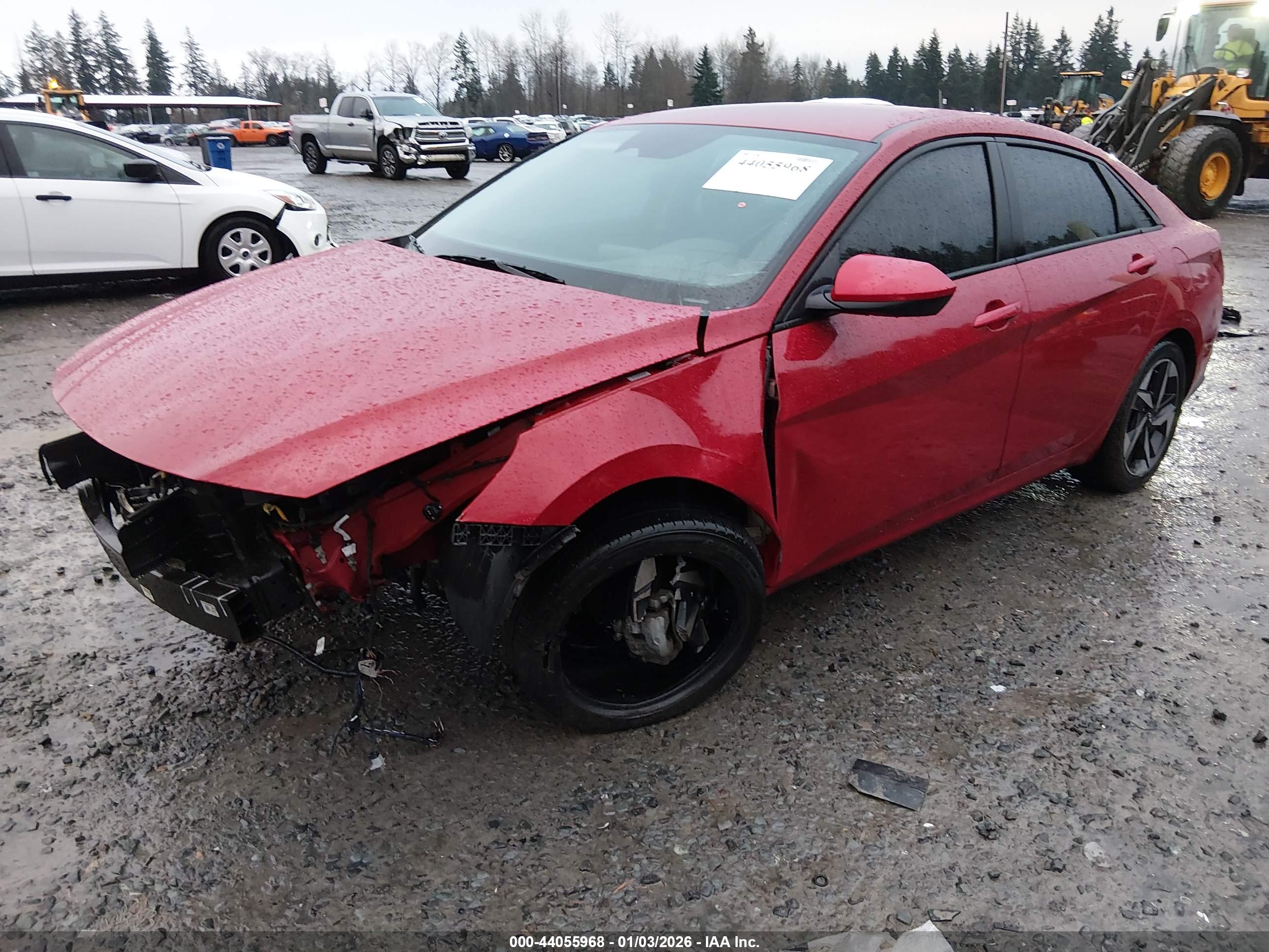 HYUNDAI ELANTRA image 2