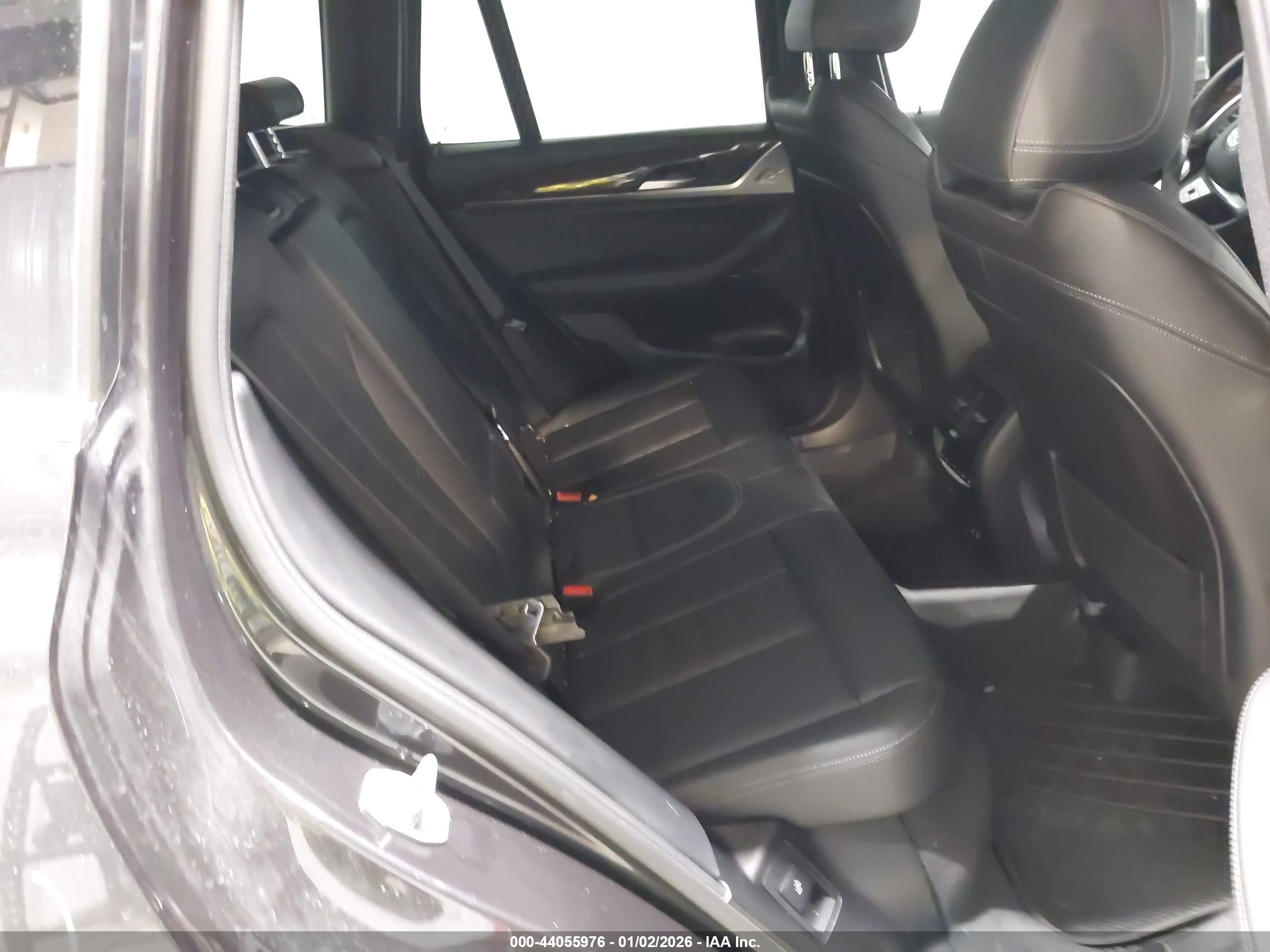 BMW X3 image 8