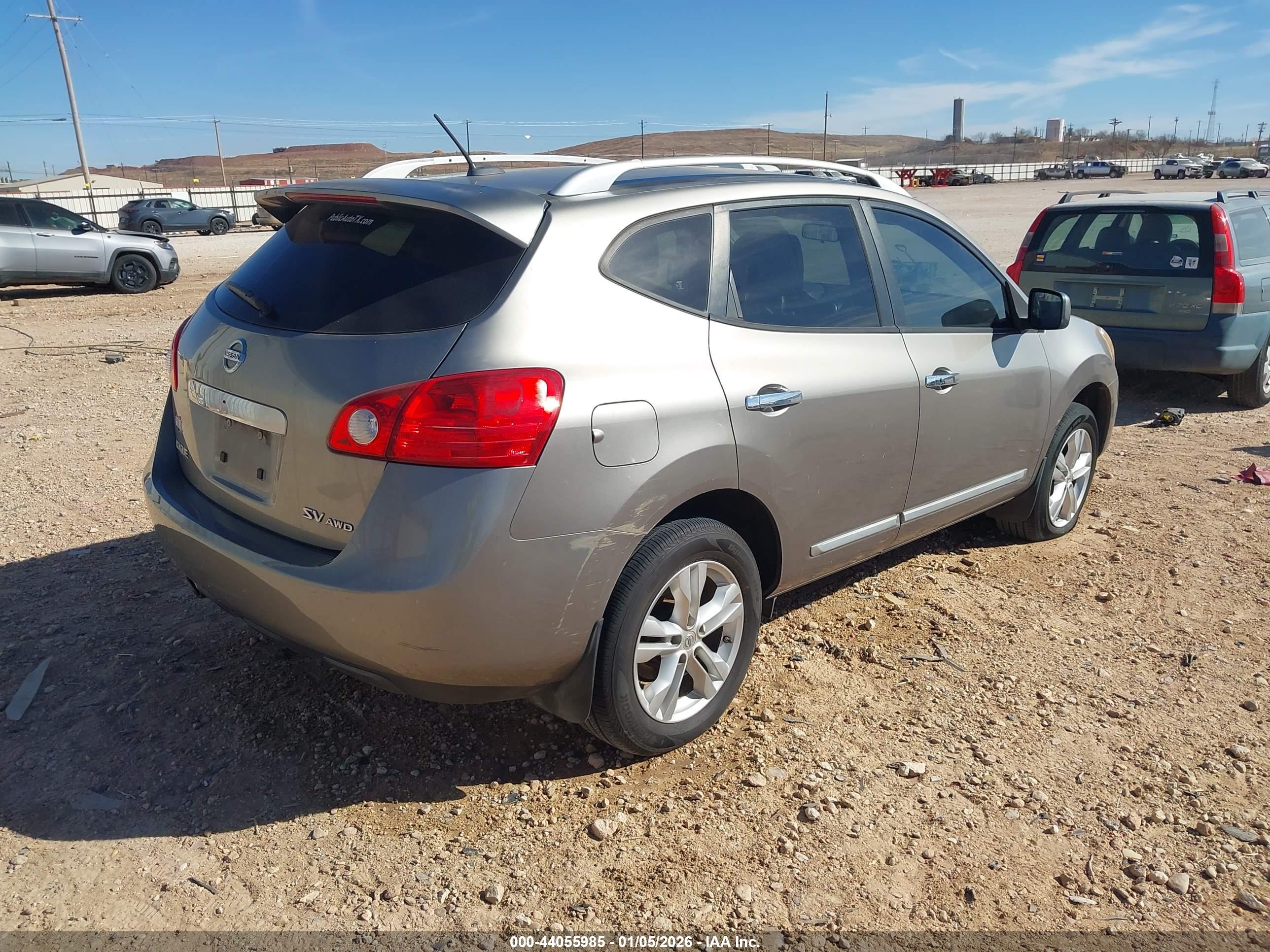 NISSAN ROGUE image 4