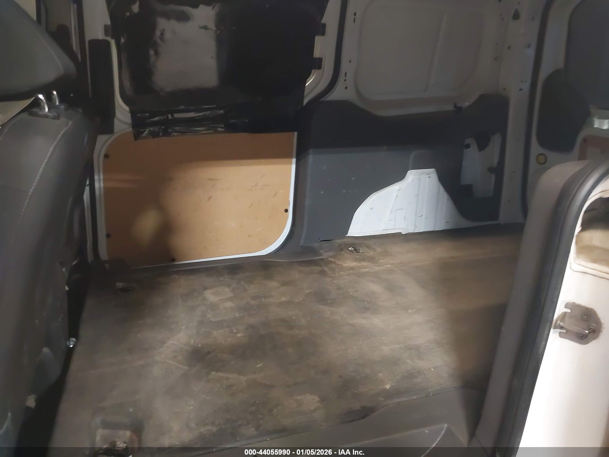 FORD TRANSIT image 8