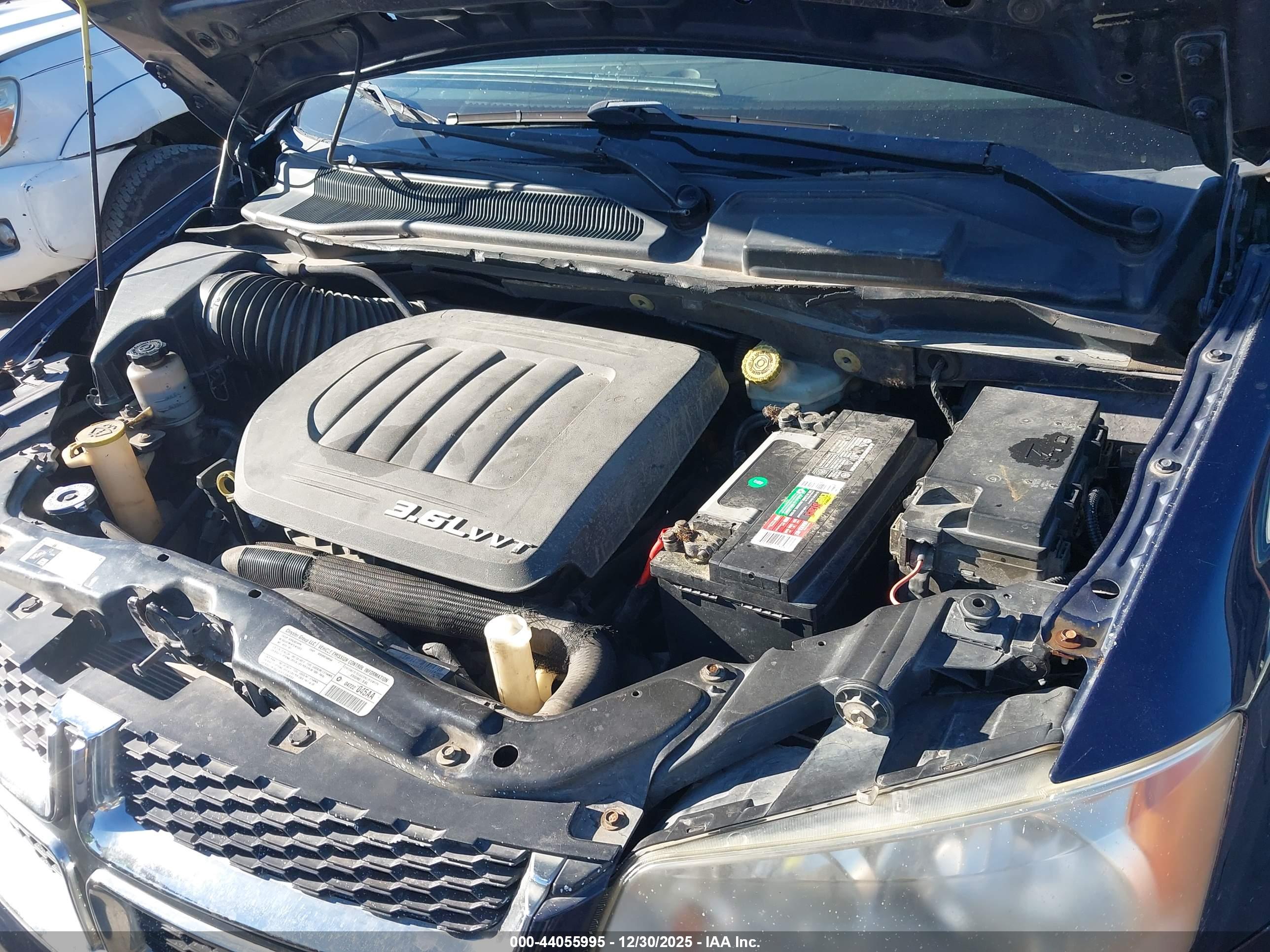 DODGE GRAND image 10
